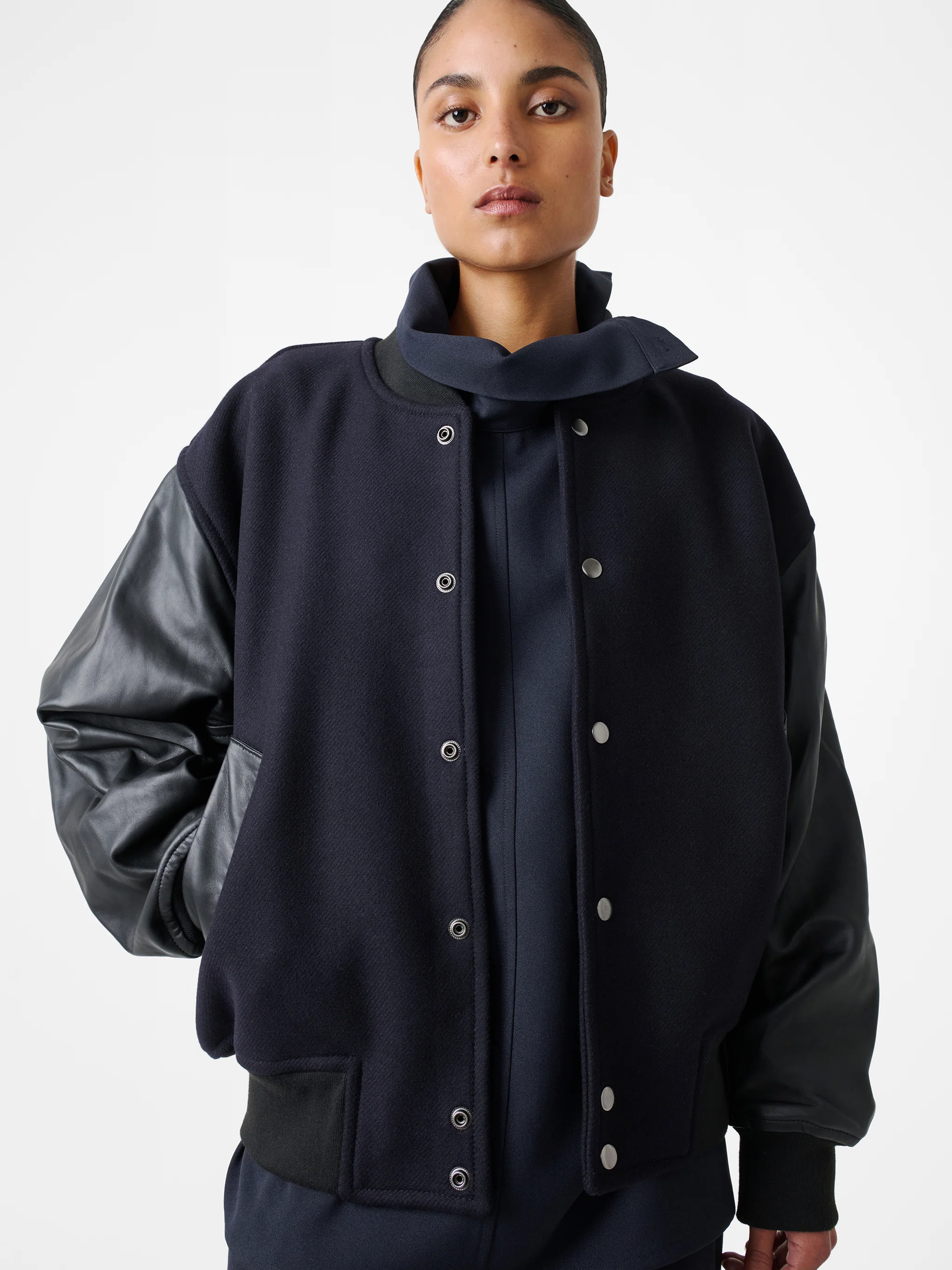 Alph Leather Bomber Jacket in Darkest Navy - Image 11