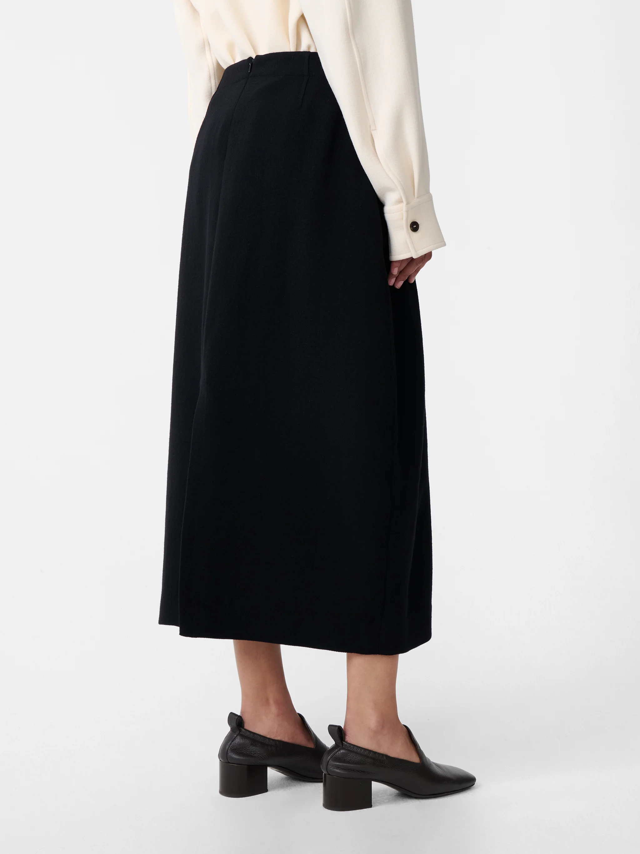 Aru Skirt in Black - Image 6