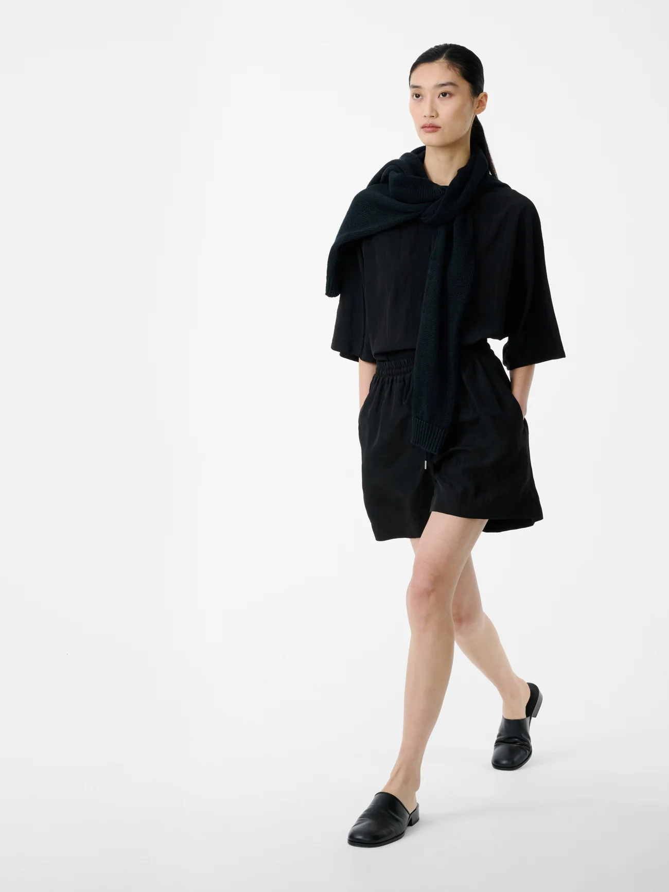 Bascom Top in Black - Image 4