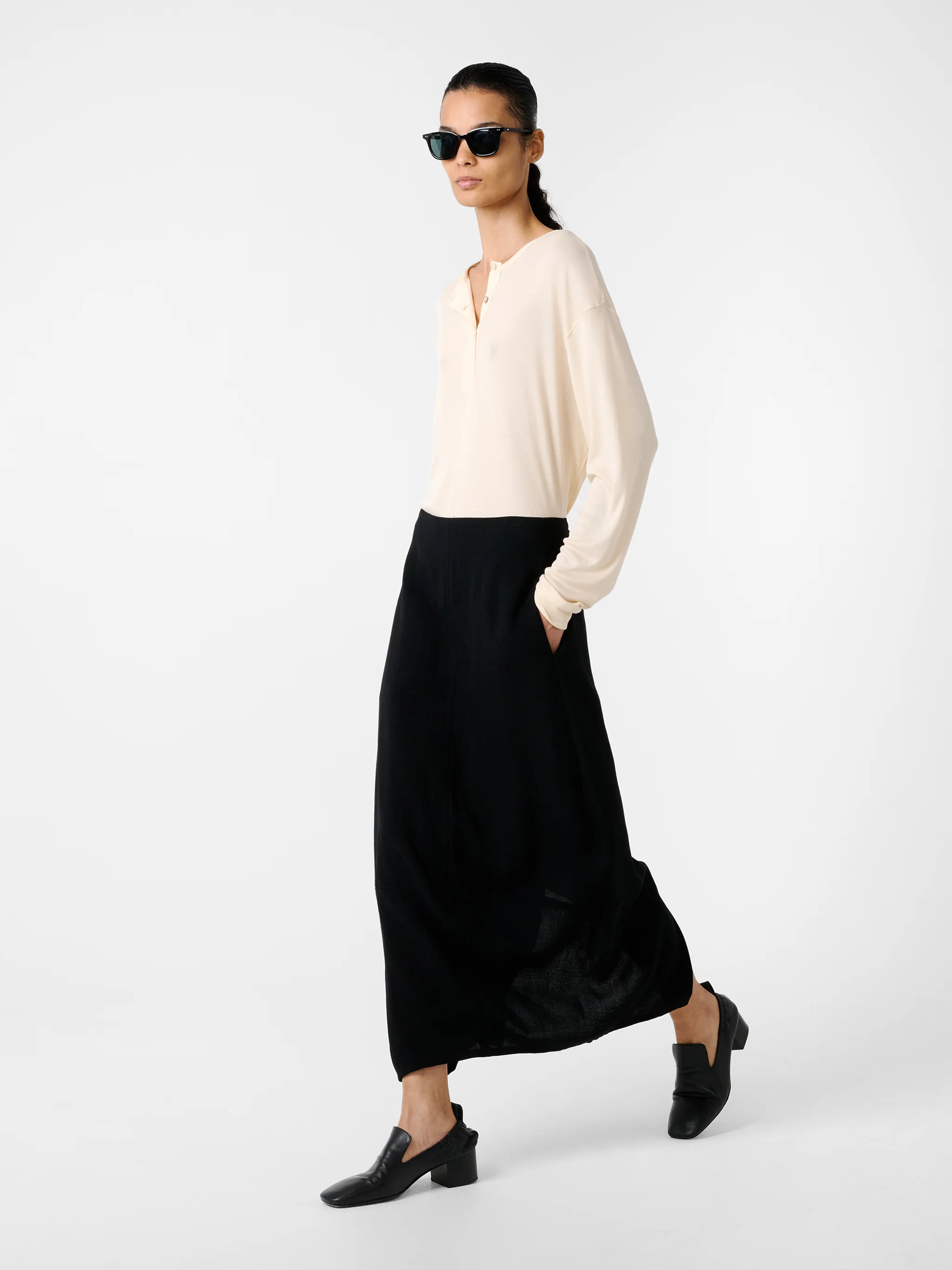 Beni Skirt in Black - Image 5