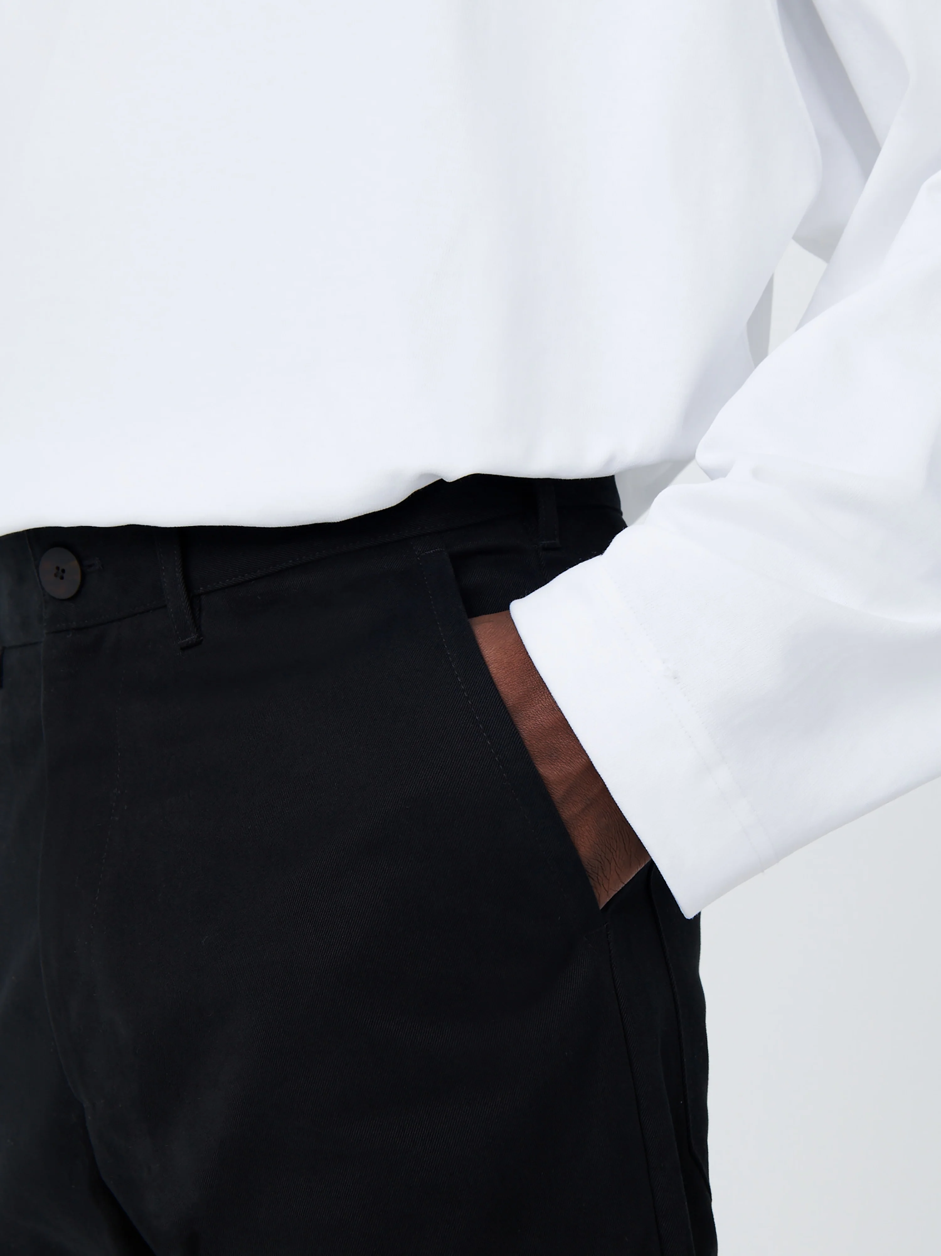 Bill Pant in Black - Image 6