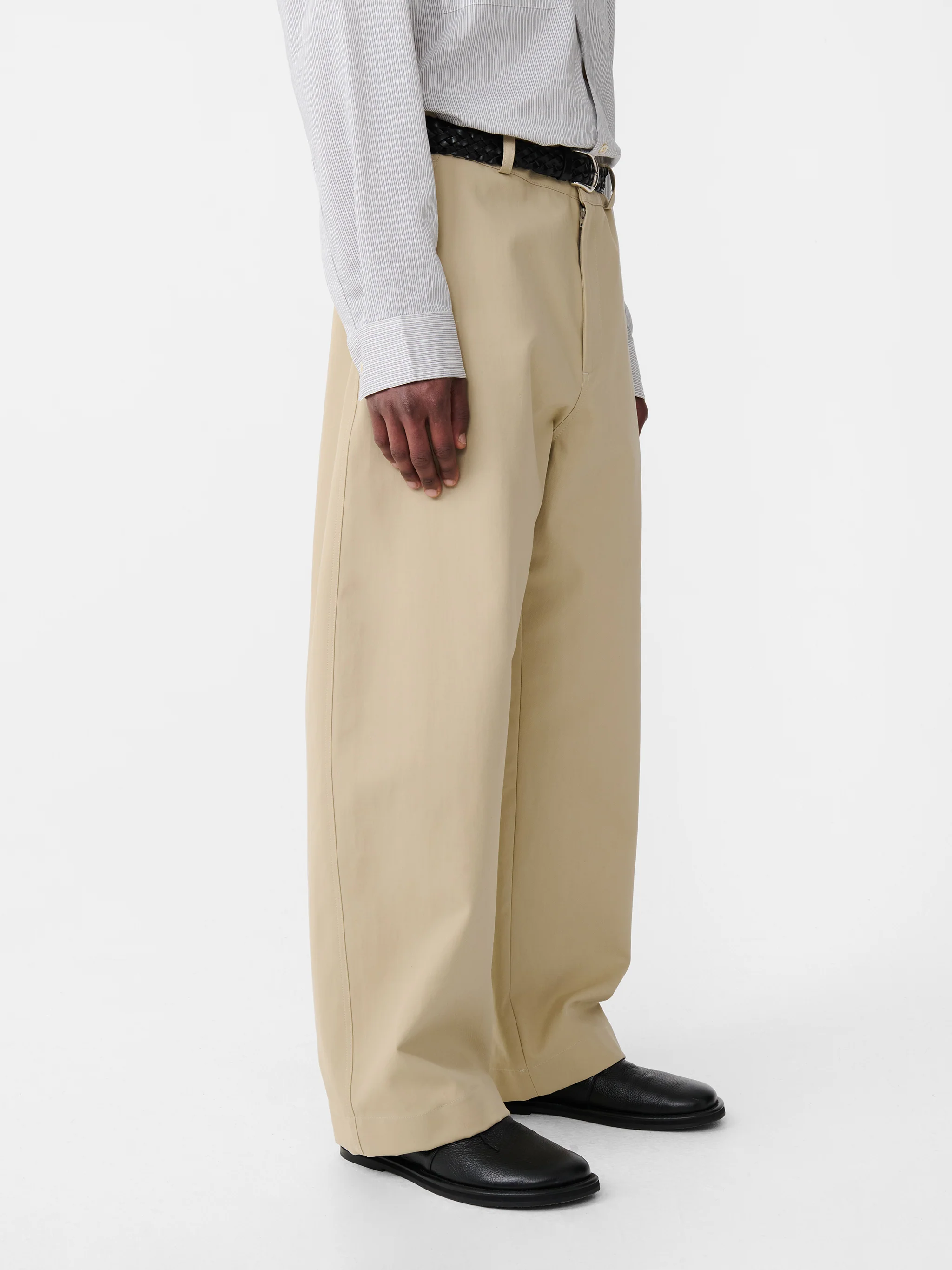 Bosworth Pant in Sand - Image 4