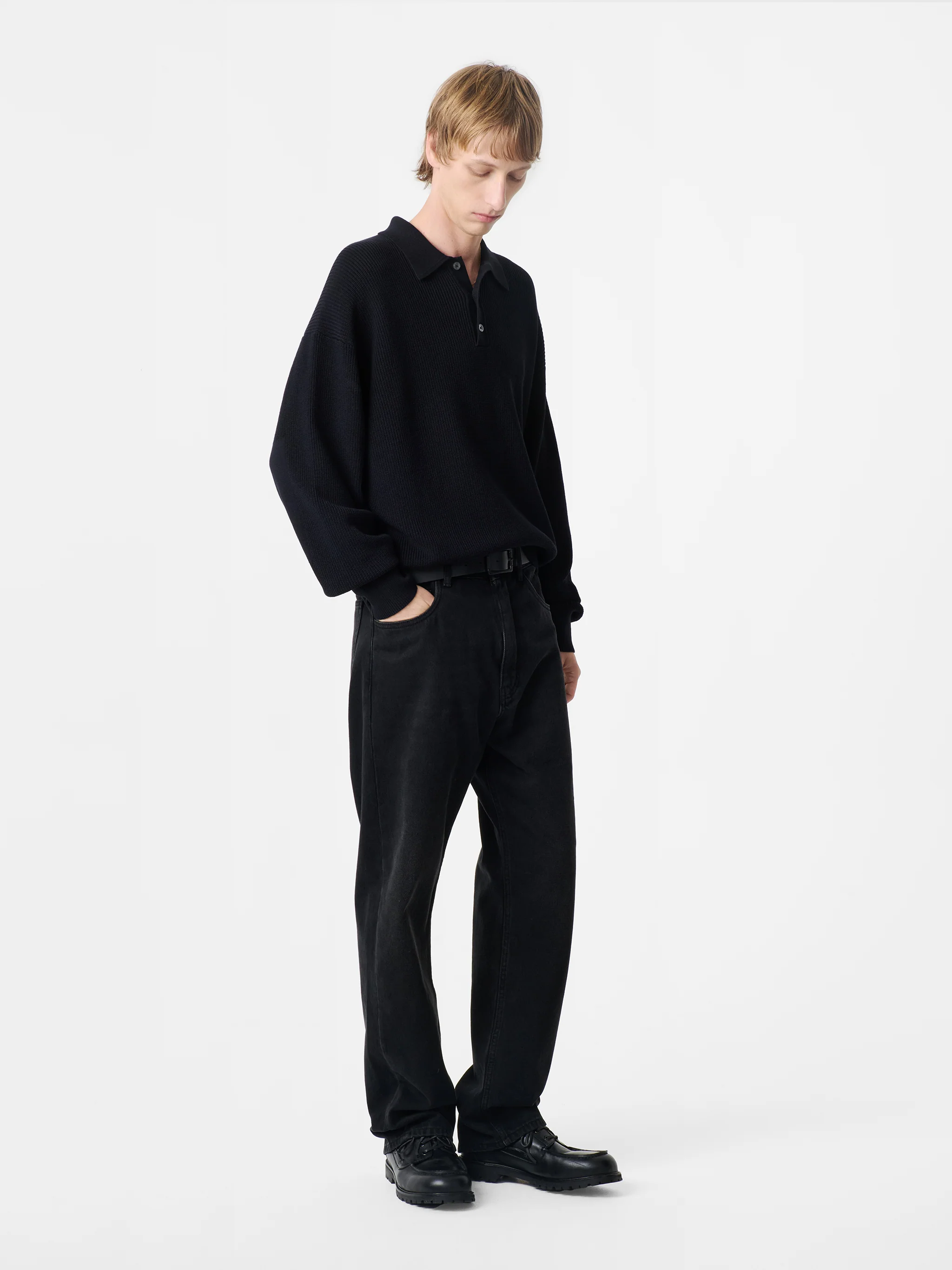 Bourne Knit in Darkest Navy - Image 3