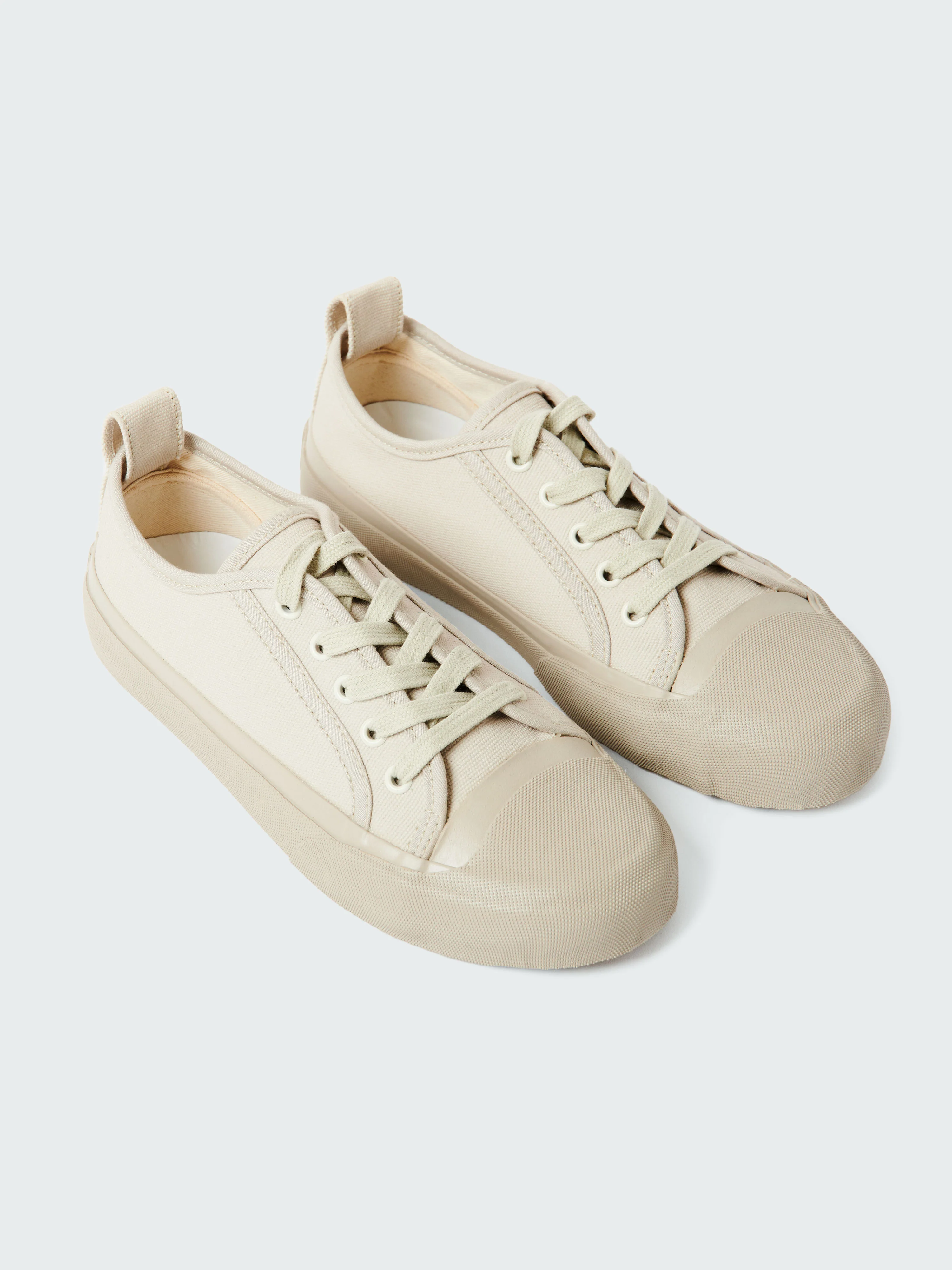 Byrd Canvas Shoe in Dove - Image 4