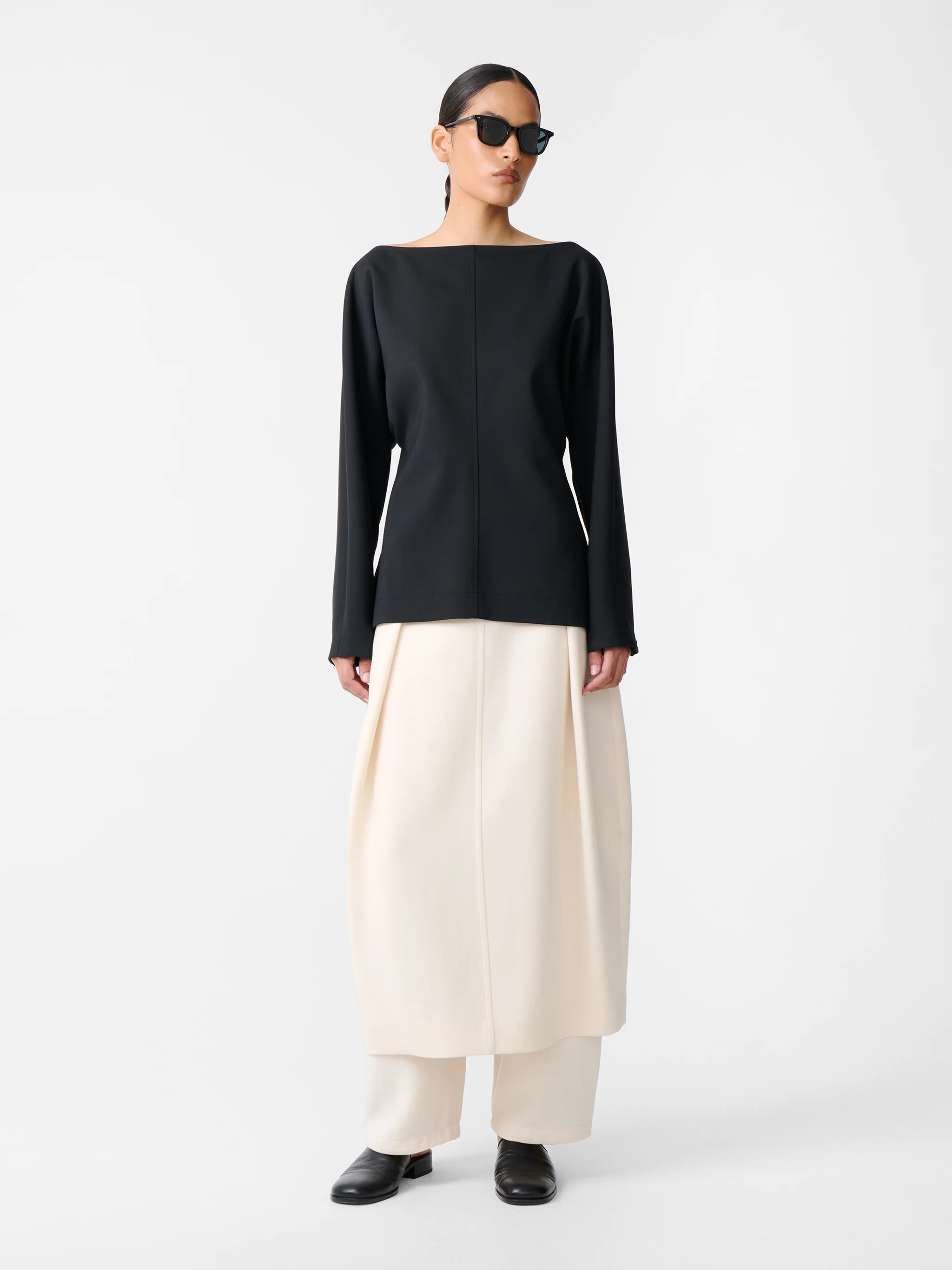 Caten Top in Black - Image 2