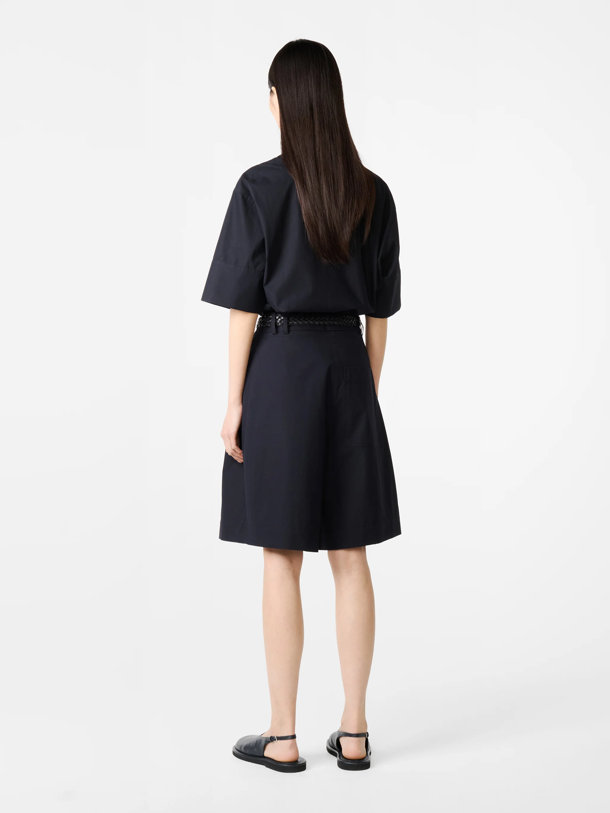 Cito Short in Darkest Navy - Image 3