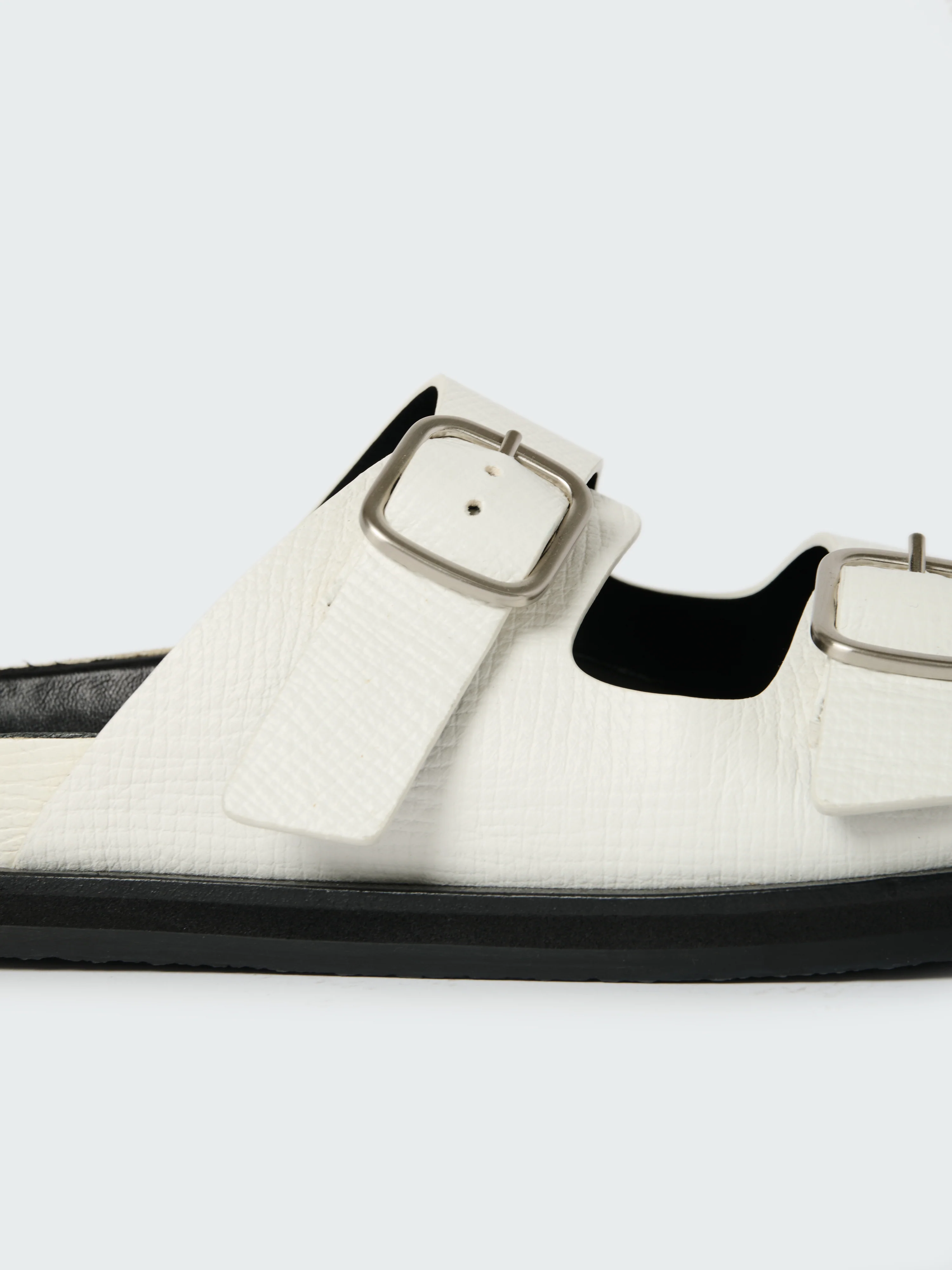 Denver Leather Sandal in Parchment - Image 5