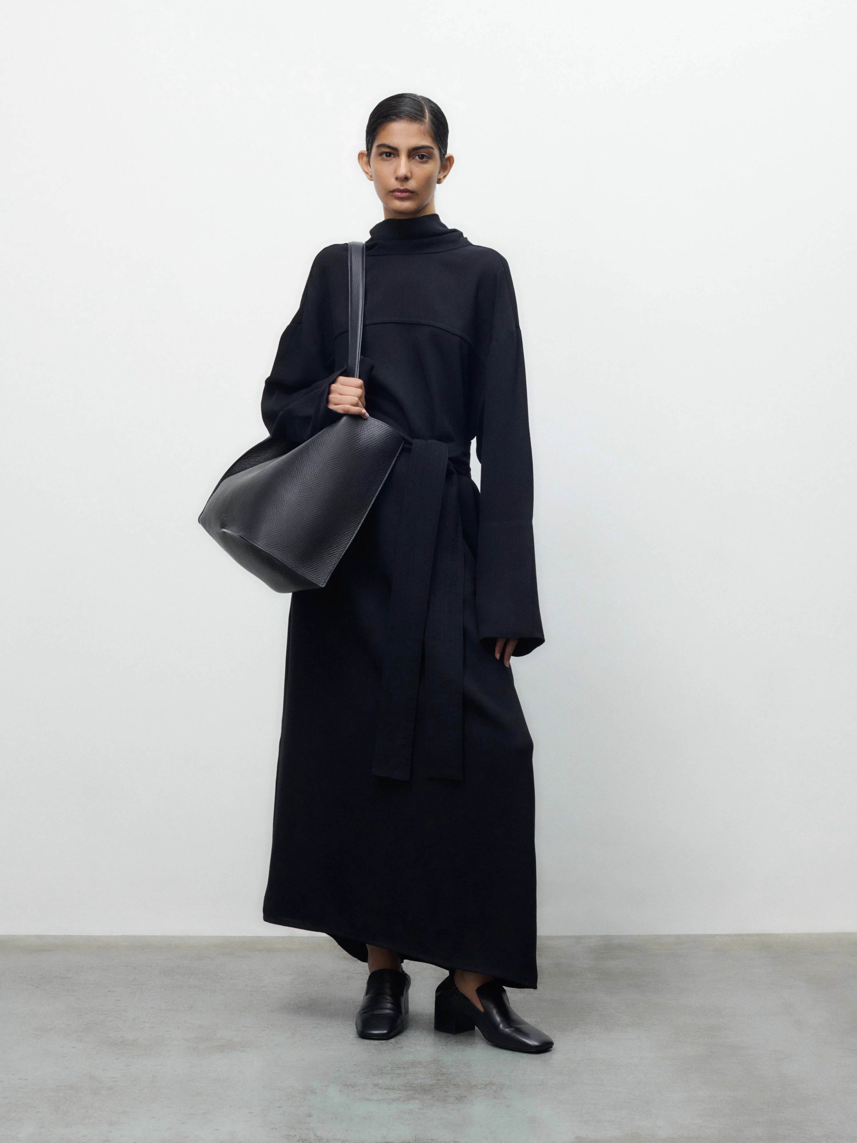 Doublet Leather Bag in Black - Image 4