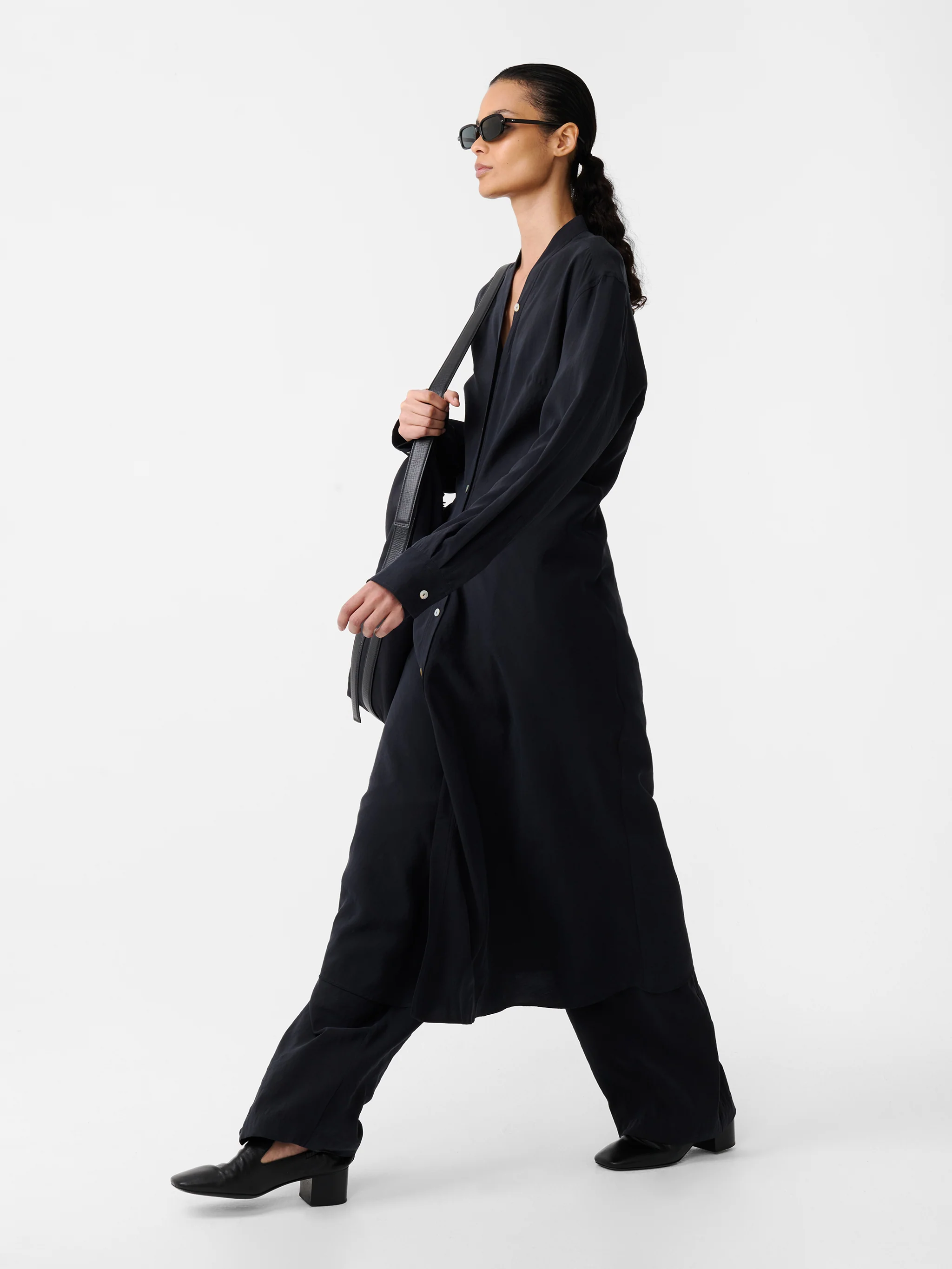 Fiore Dress in Darkest Navy - Image 3