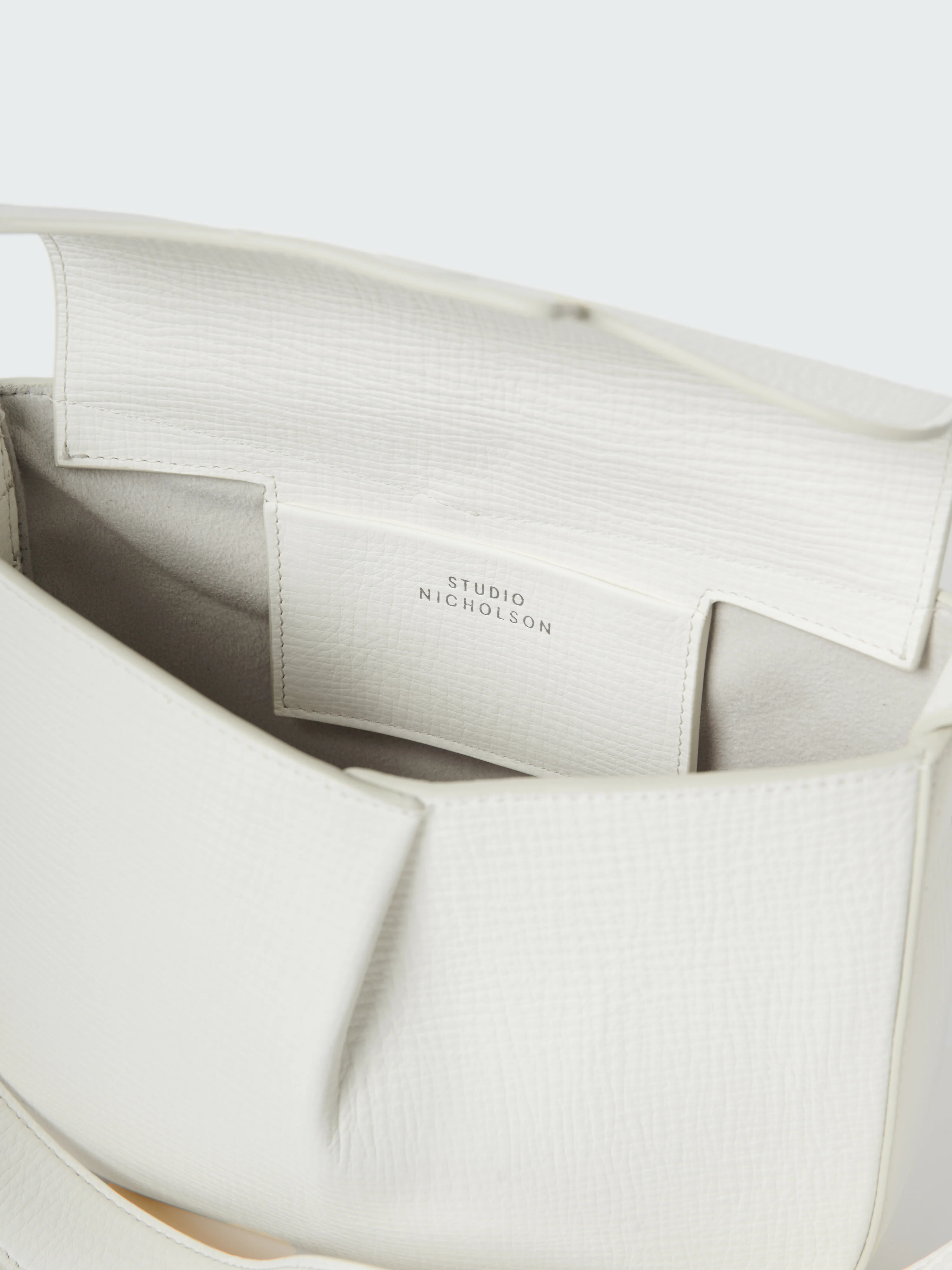 Fortuna Leather Bag in Parchment - Image 5