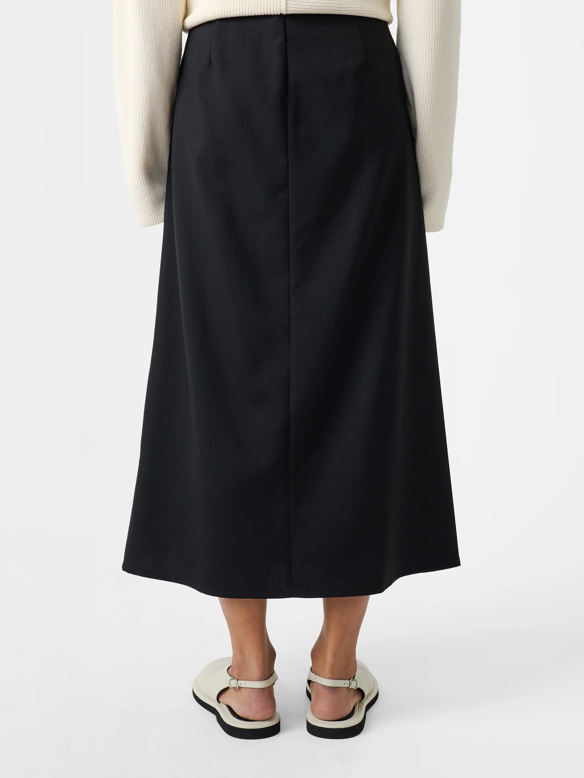 Fuse Skirt in Black - Image 5