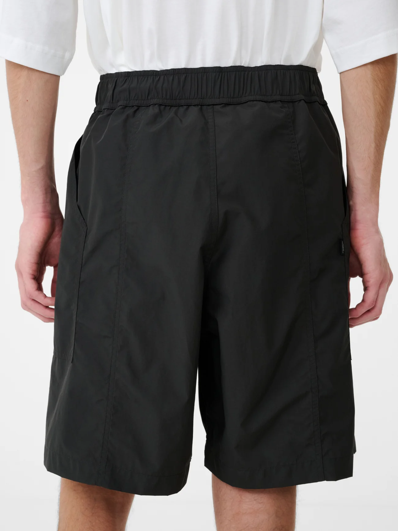 Galo Short in Coal - Image 6