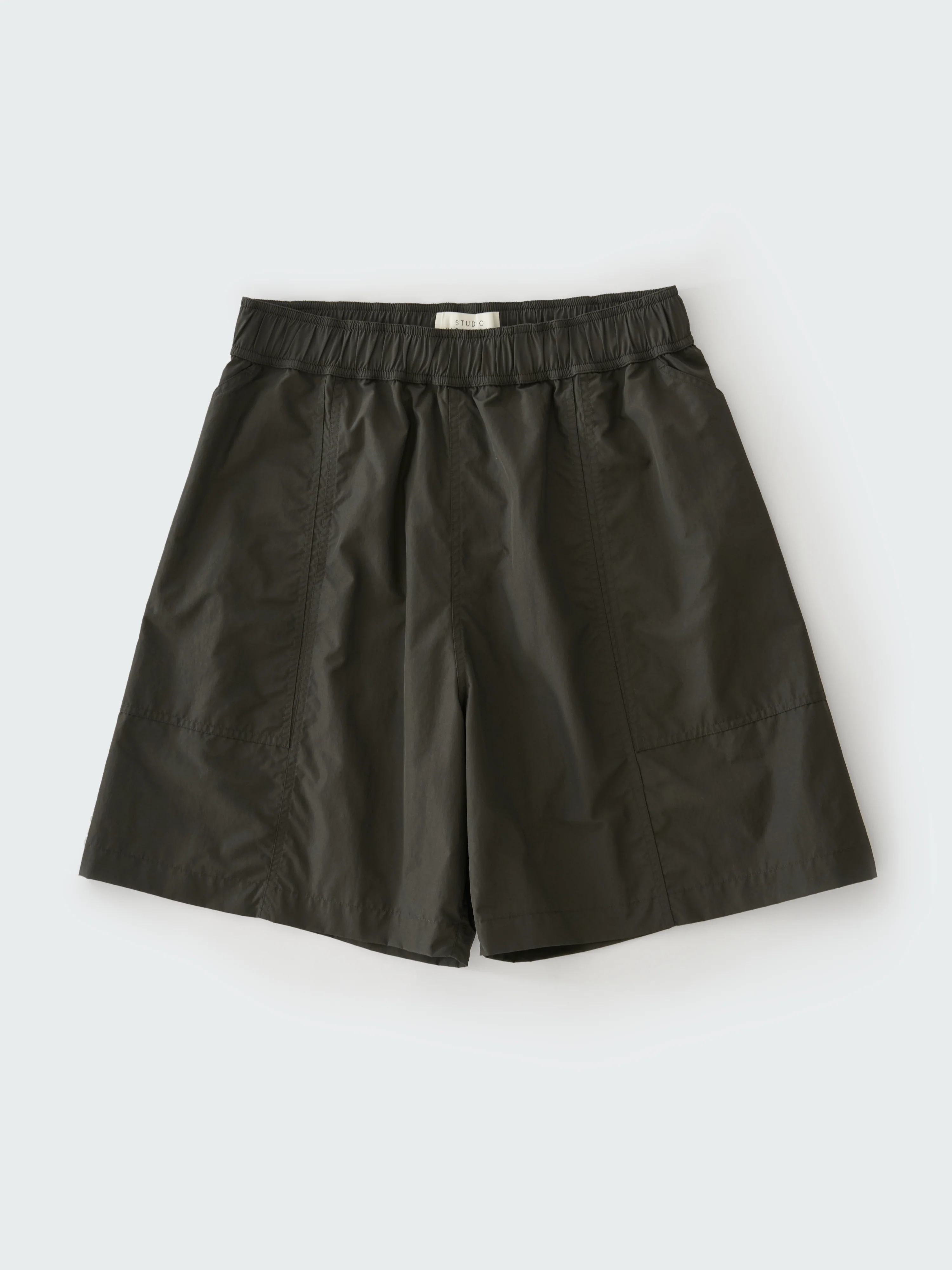 Galo Short in Coal - Image 8