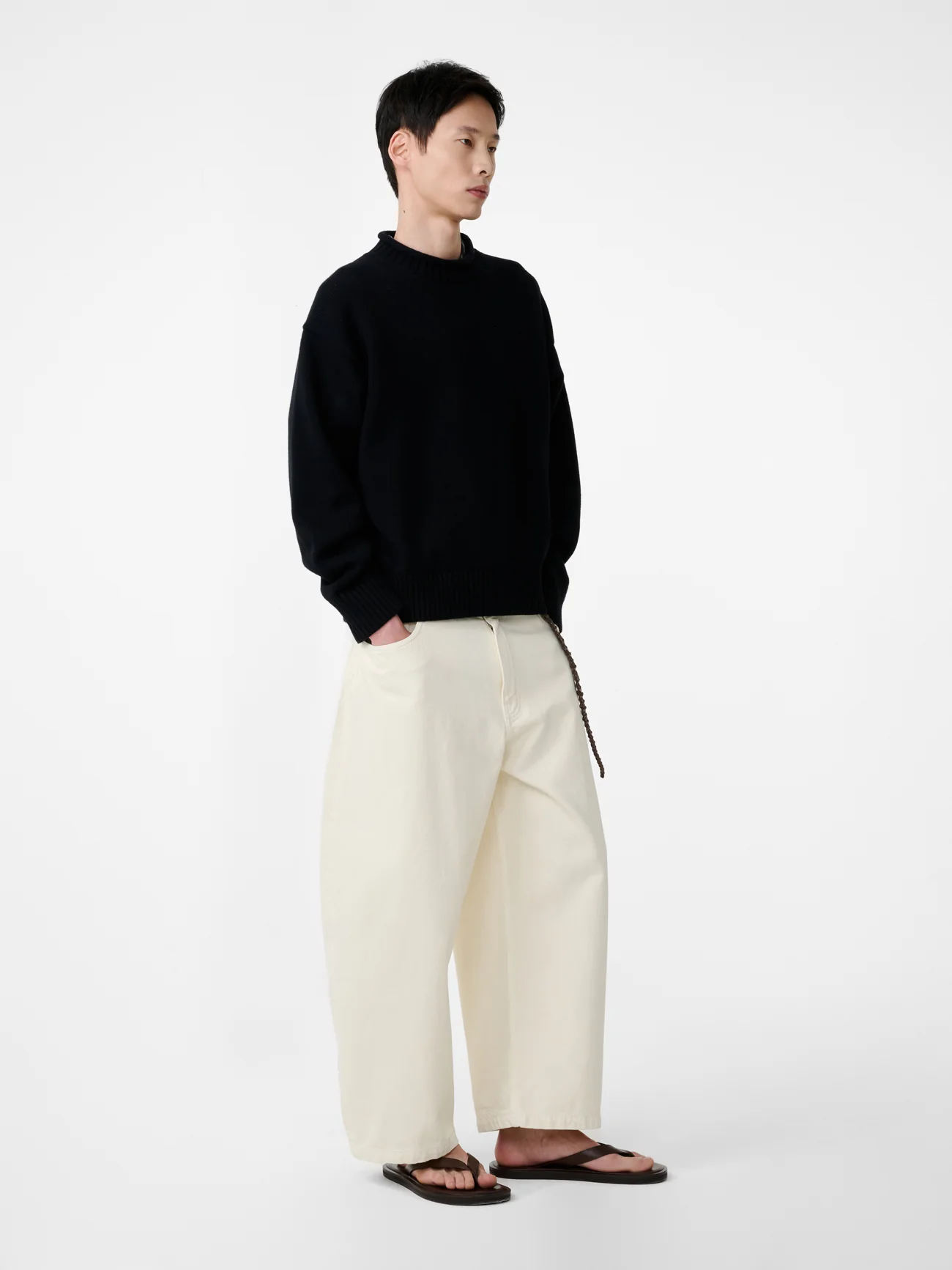 Hirst Knit in Black - Image 4