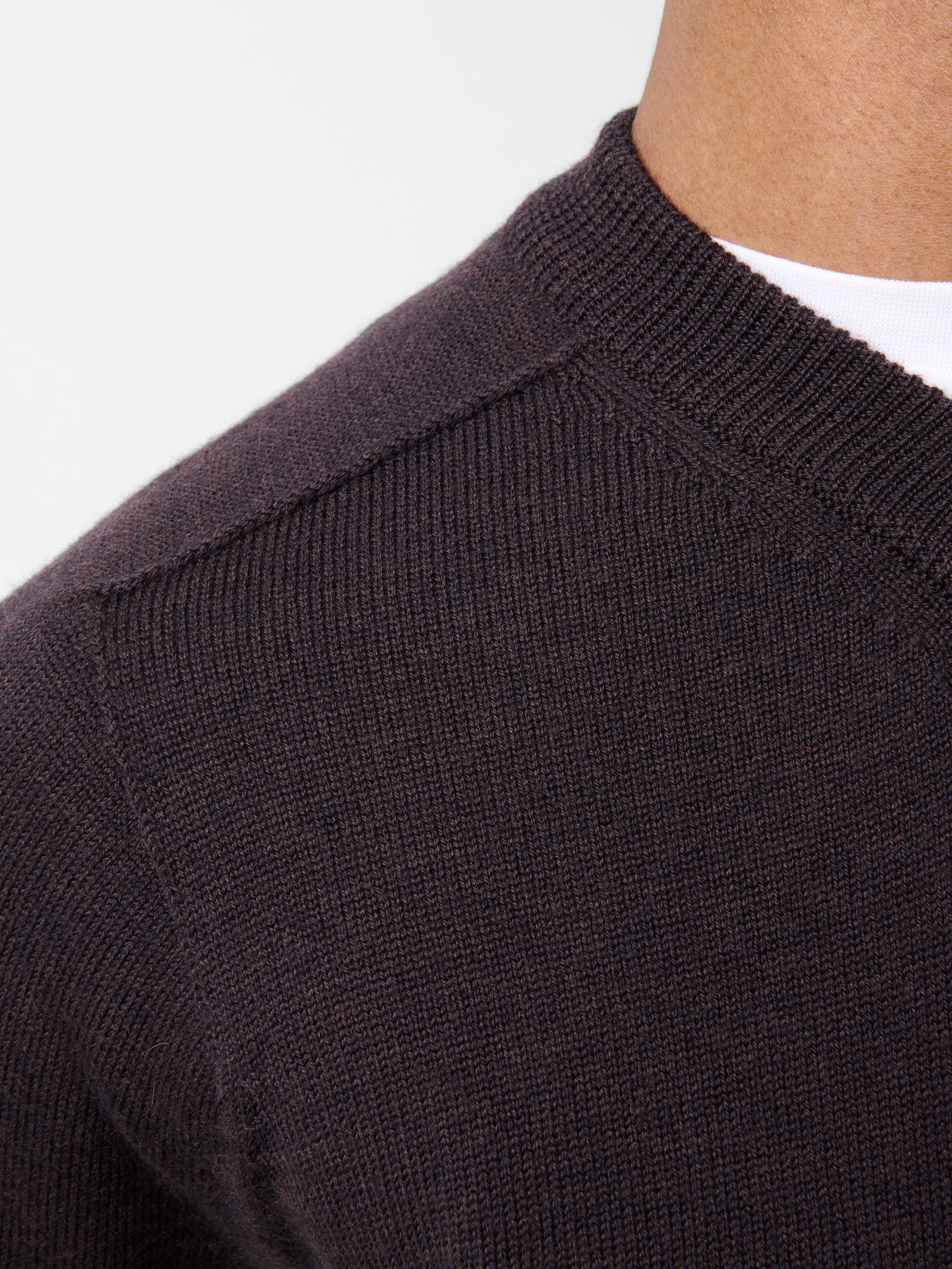 Inverness Knit in Walnut - Image 13