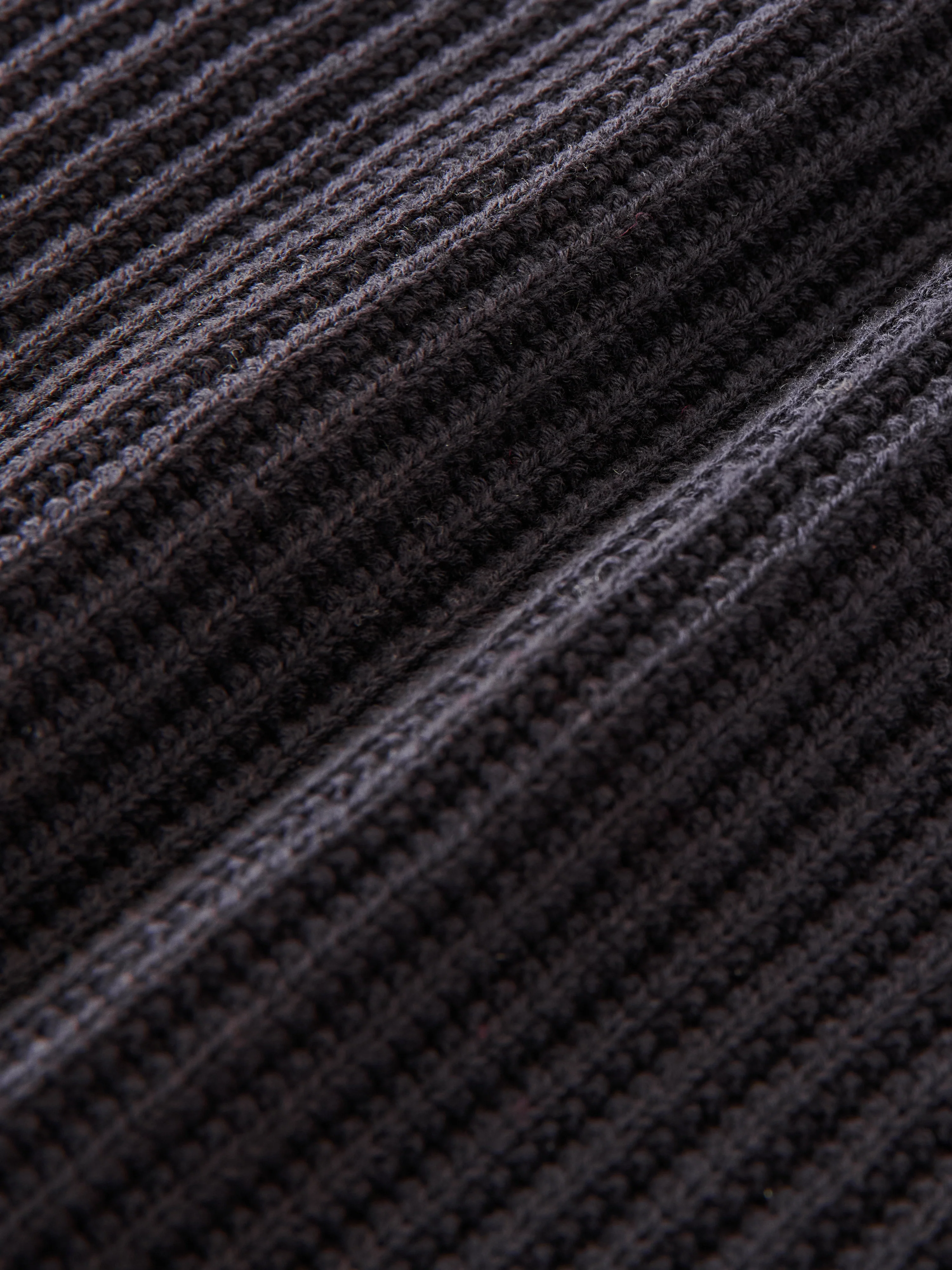 Isos Knit Scarf in Pewter - Image 7