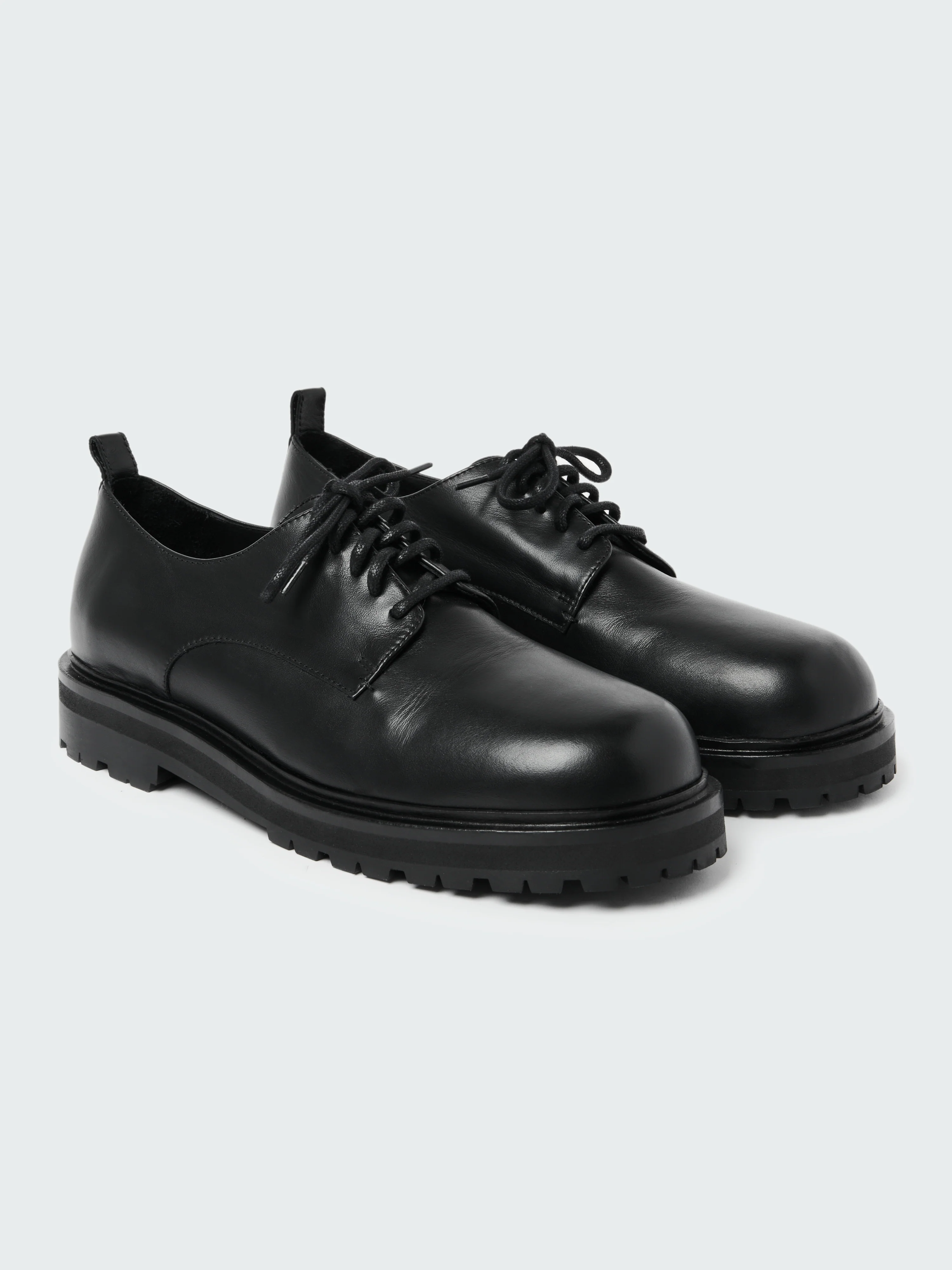 Jackson Shoe in Black - Image 5