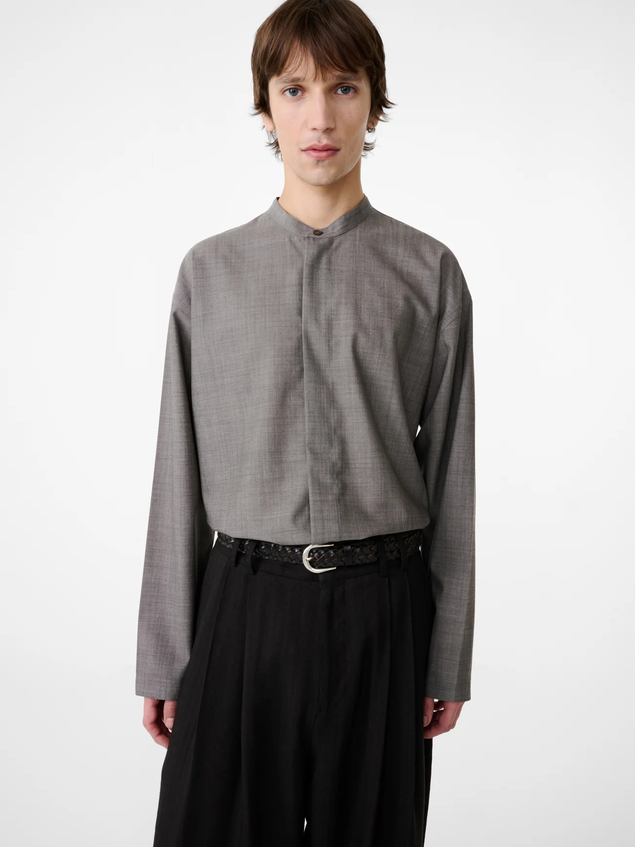 Karst Shirt in Warm Grey - Image 4