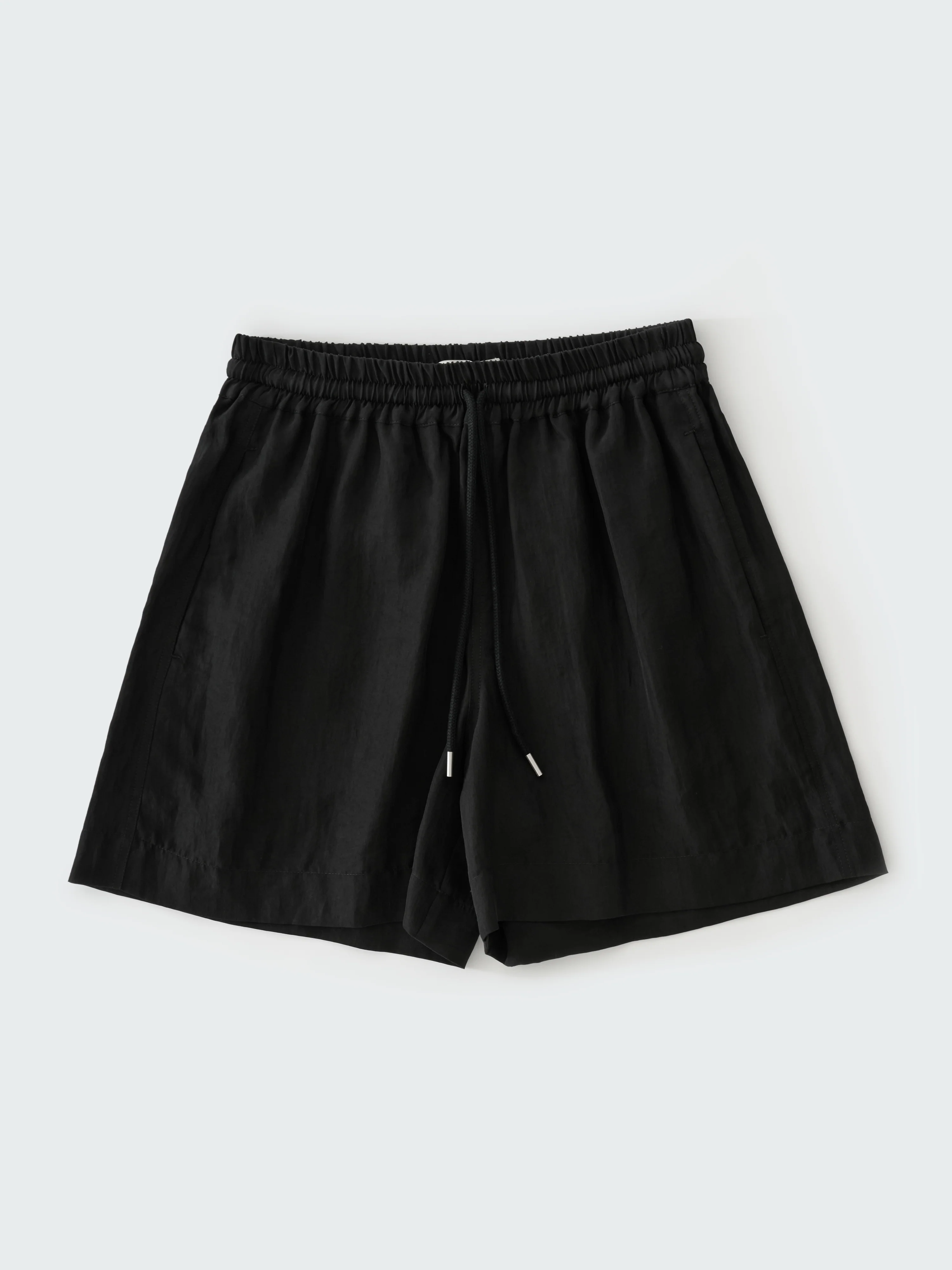 Karya Twill Short in Black - Image 9