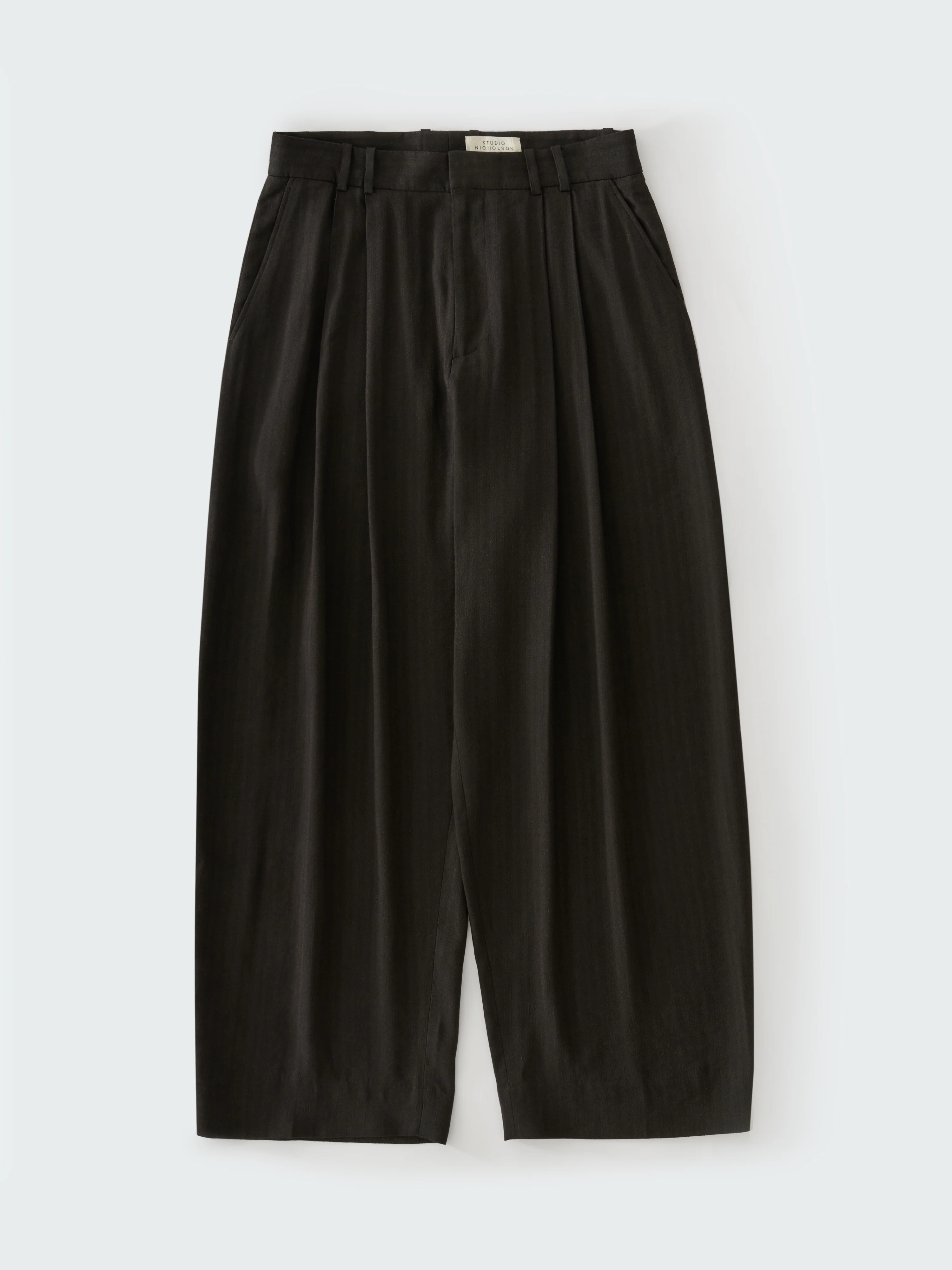 Line Pant in Espresso - Image 9