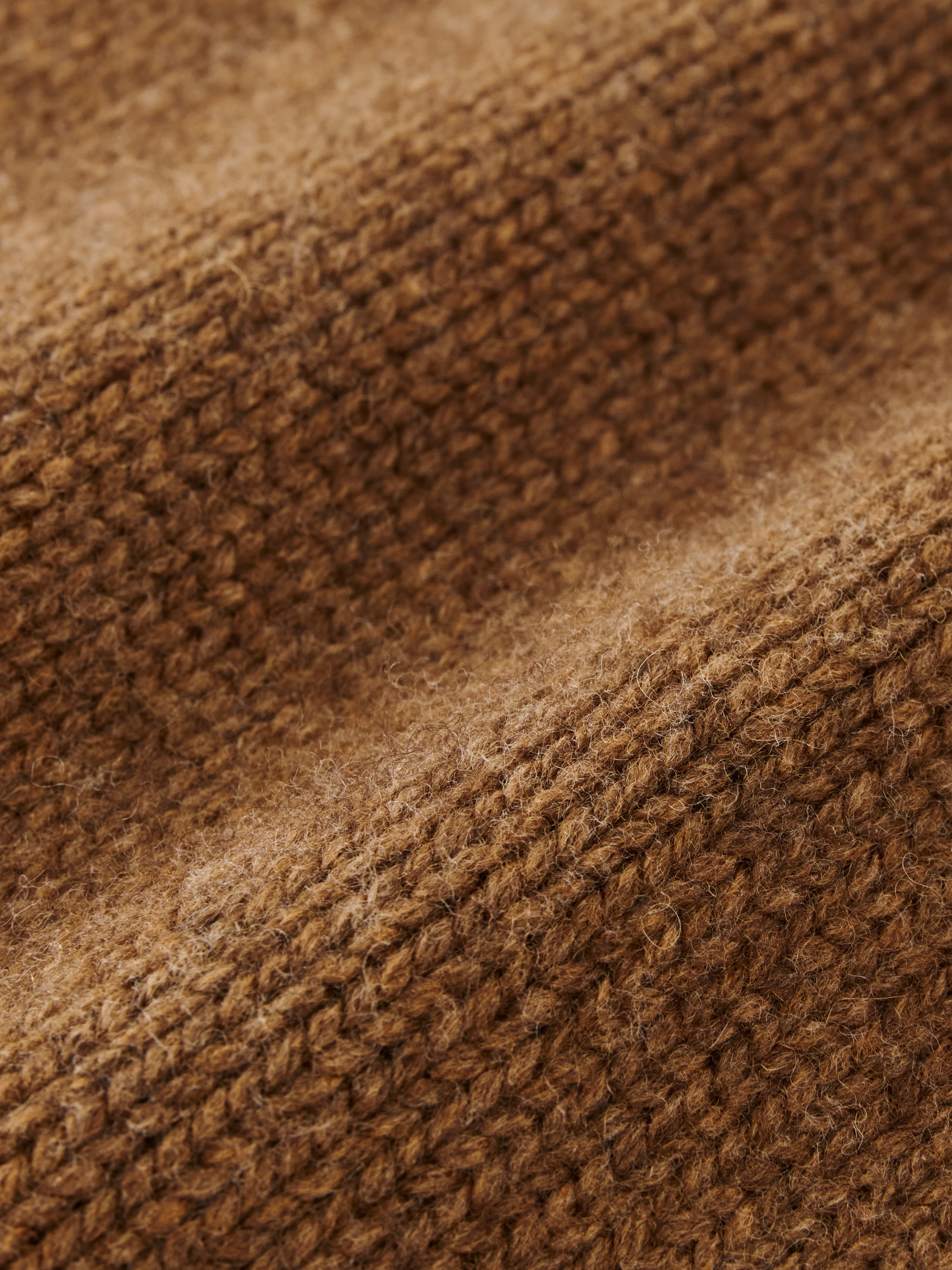 Loris Knit in Caramel - Image 10