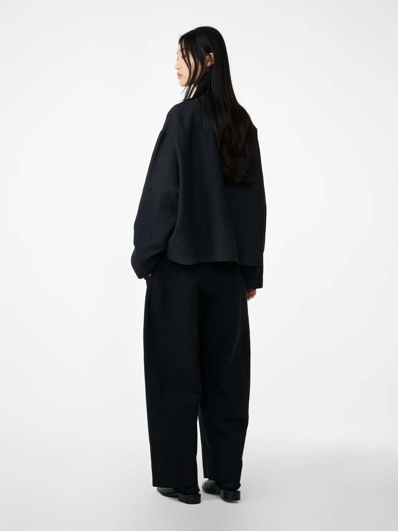 Minos Pant in Black - Image 3
