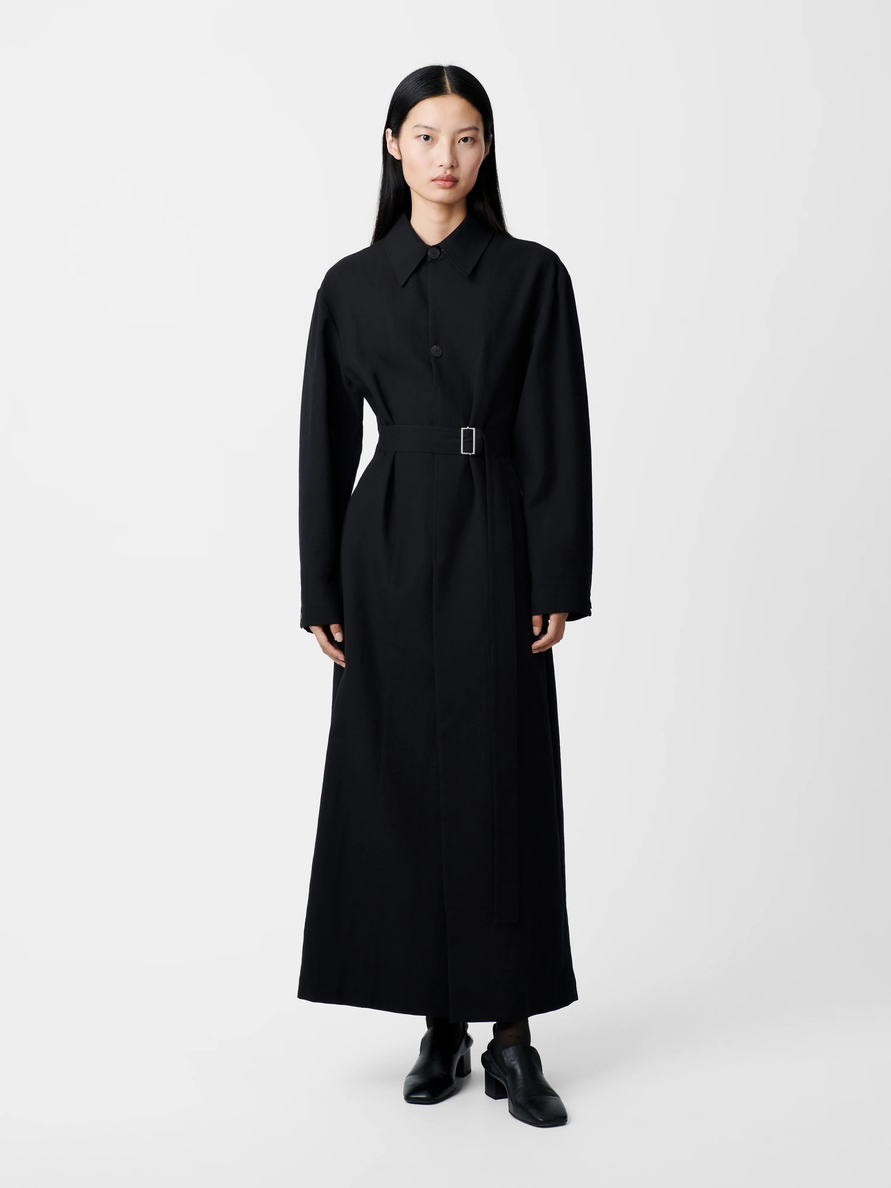 Mor Dress in Black - Image 4