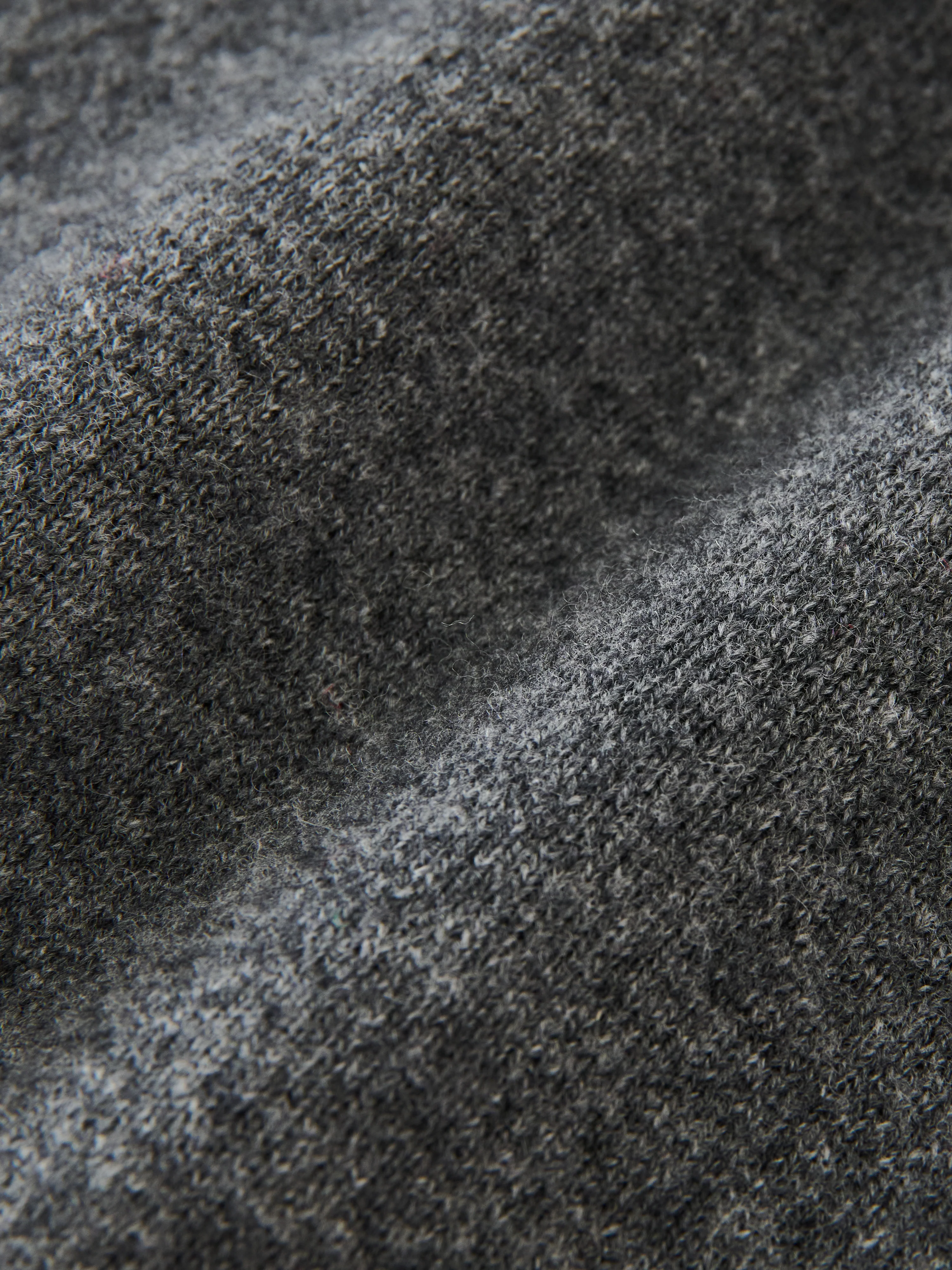 Moray Knit in Charcoal Marl - Image 12