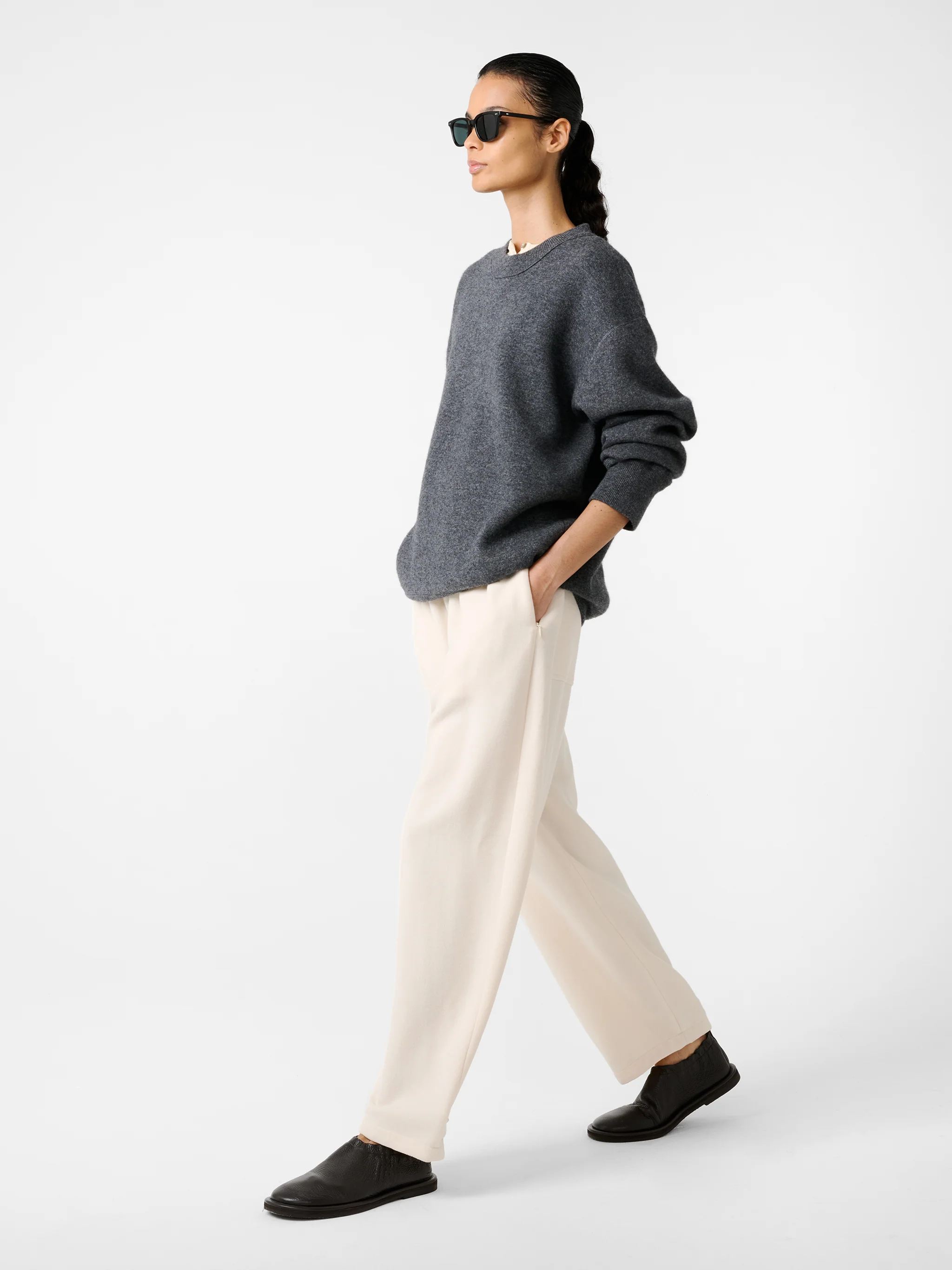 Moray Knit in Charcoal Marl - Image 3