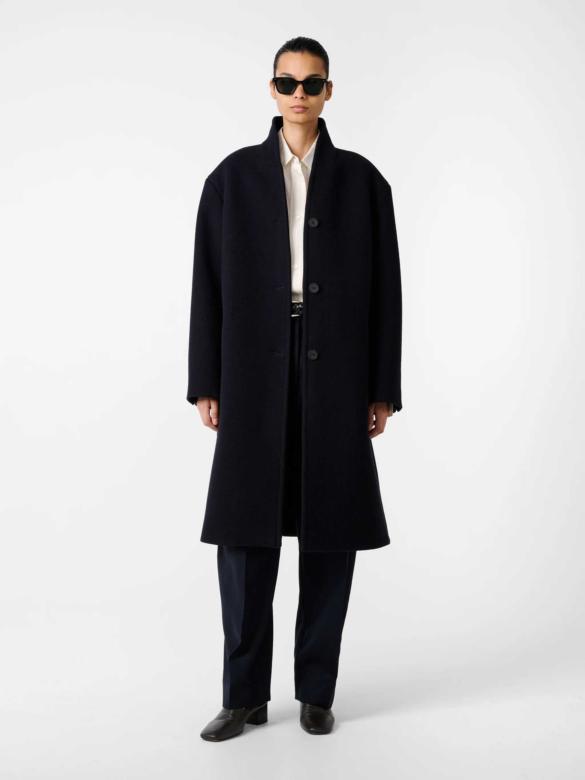 Morro Coat in Dark Navy - Image 3