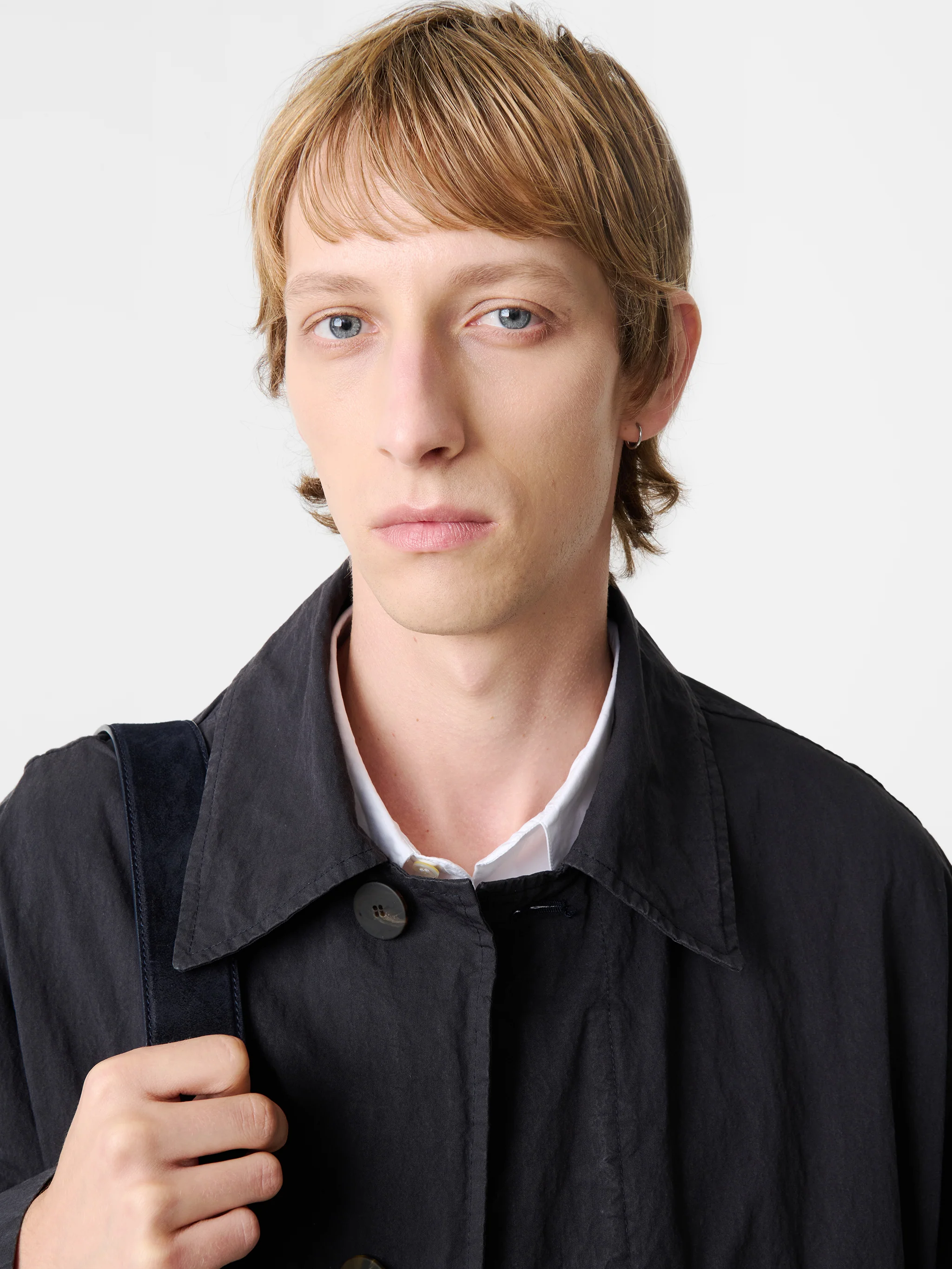 Nevis Coat in Dark Navy - Image 5