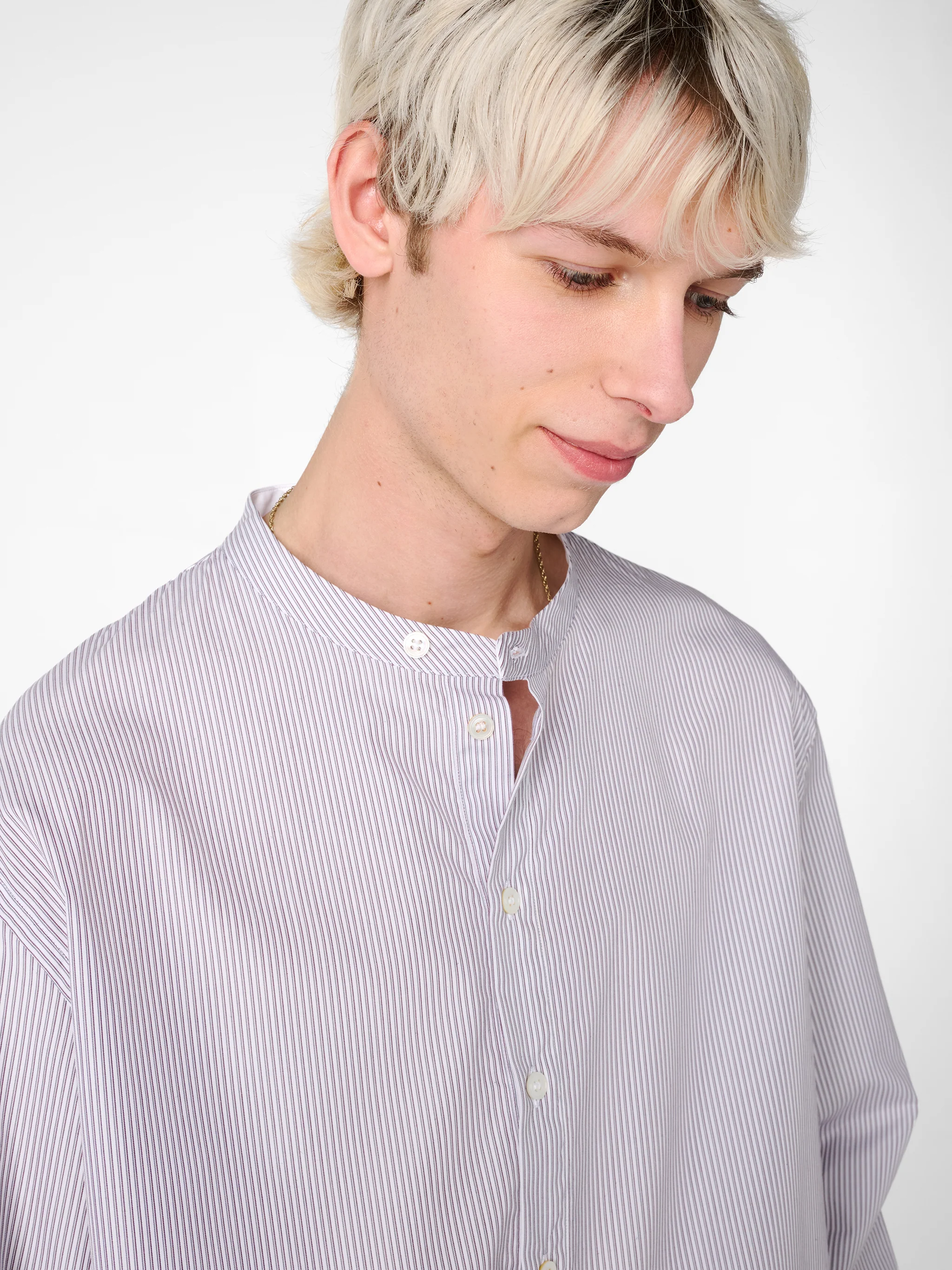 Nick Shirt in Grey / Red Stripe - Image 5
