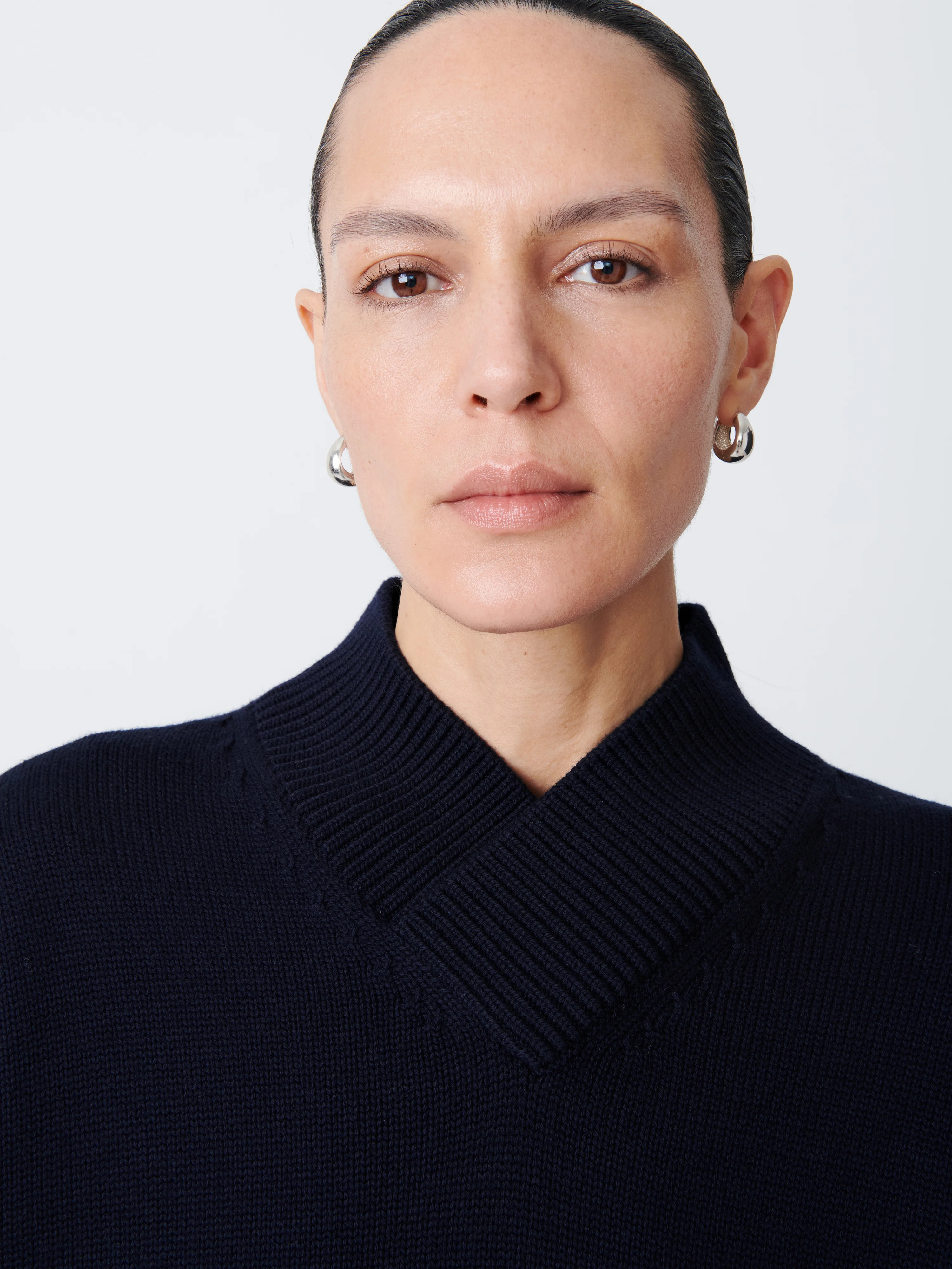 Nohwe Knit in Navy - Image 2