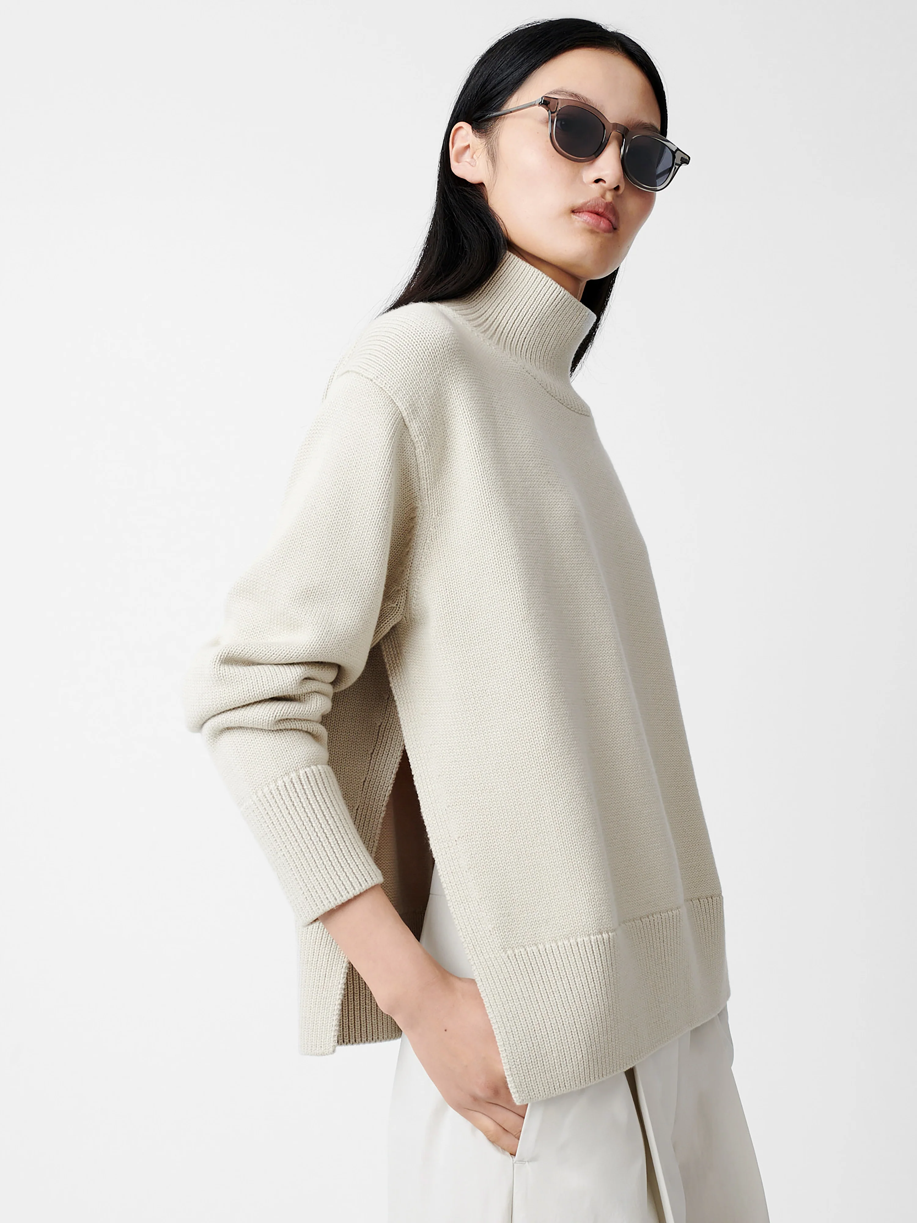 Patria Knit in Dove - Image 5