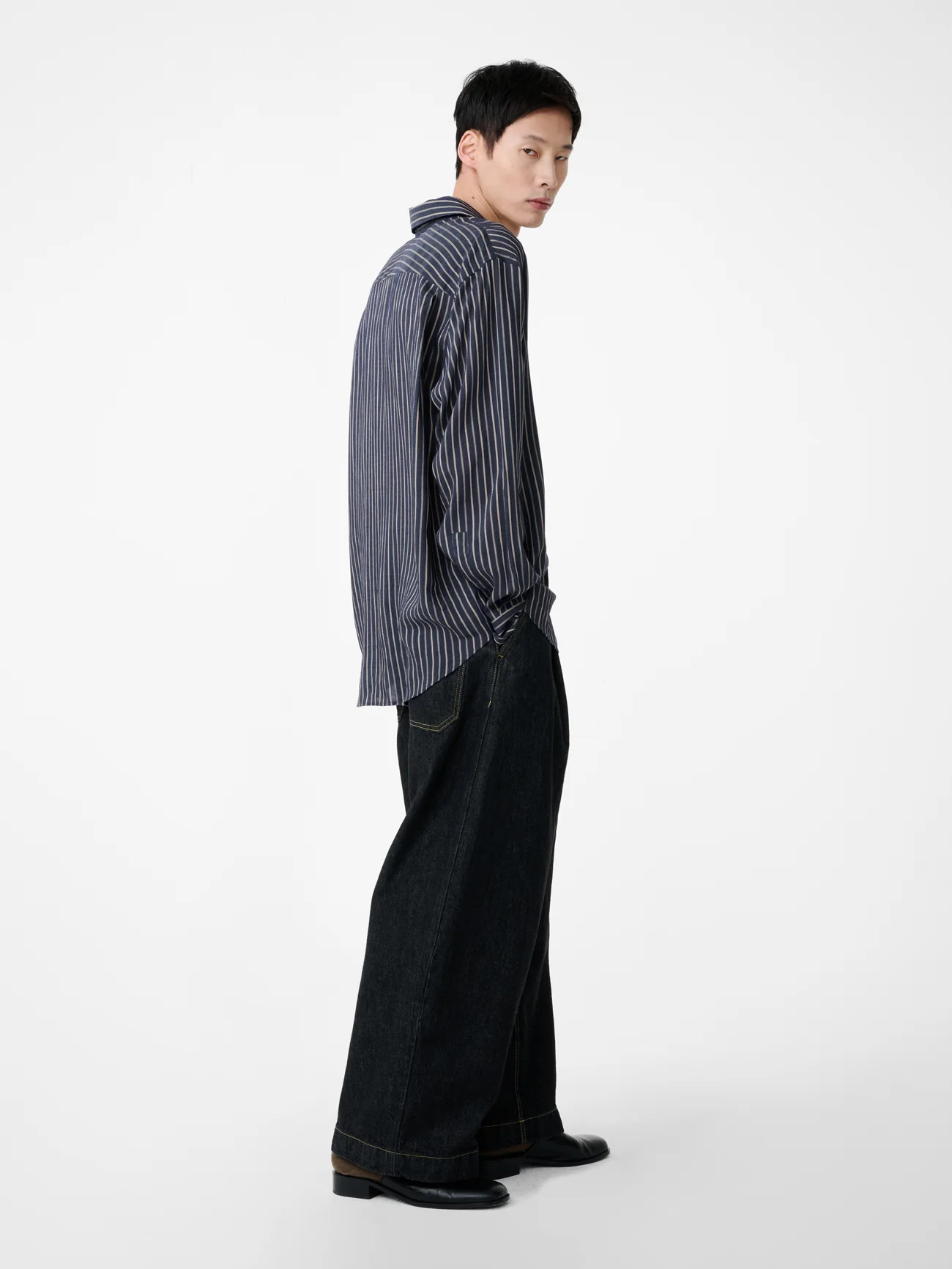 Puch Italian Denim Pant in Black - Image 3