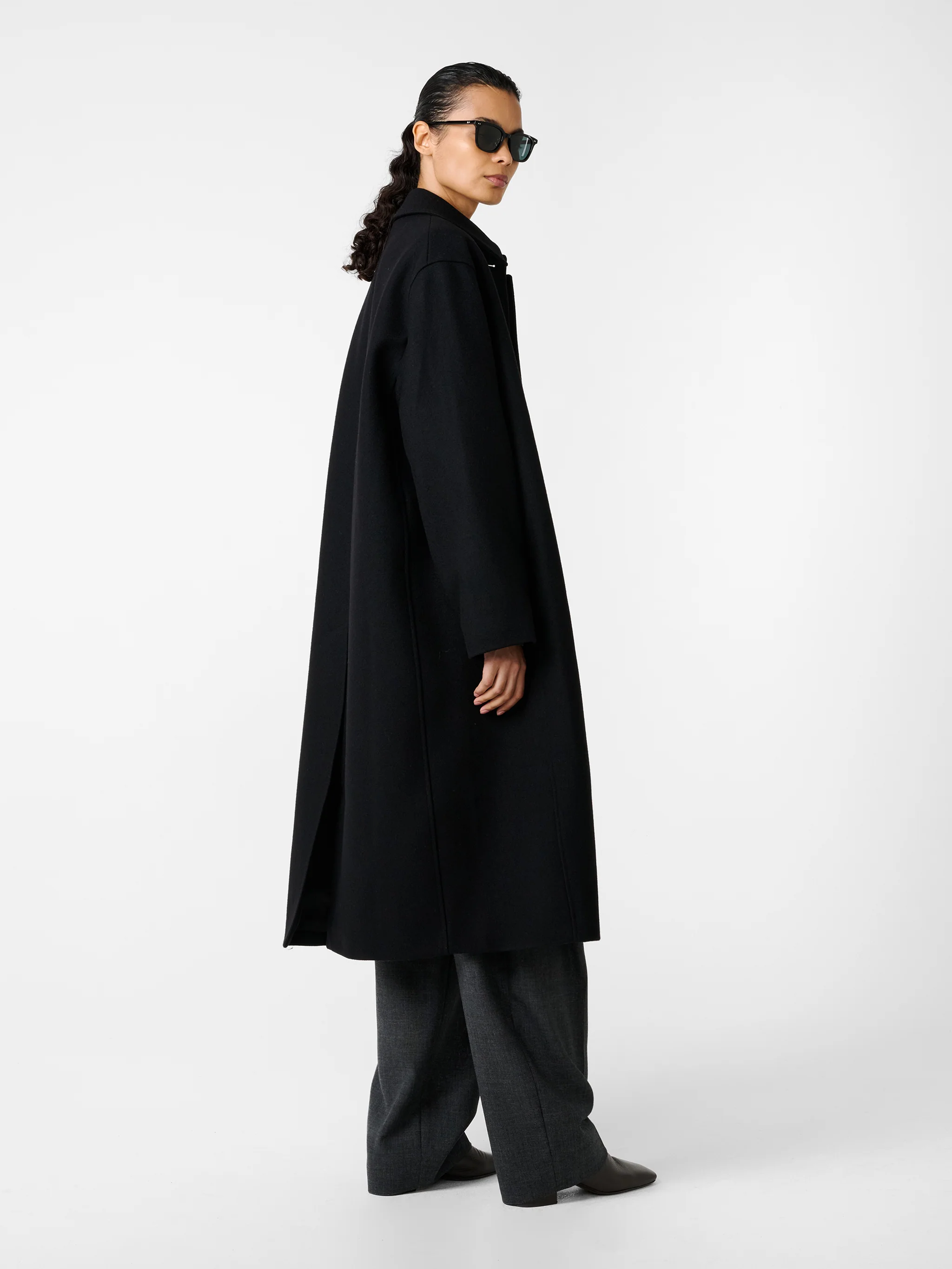 Ria Coat in Black - Image 3