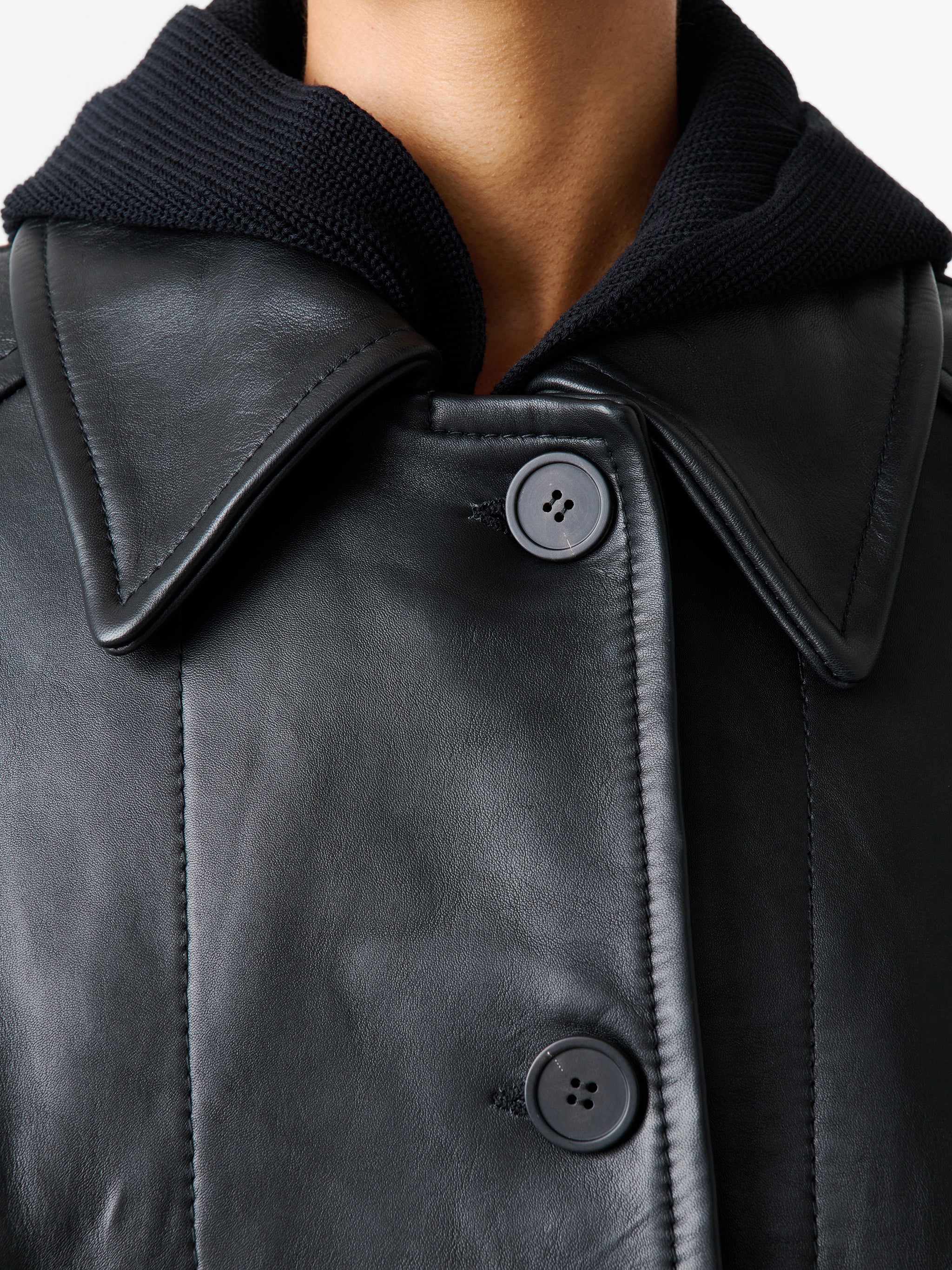 Ridger Leather Coat in Black - Image 6