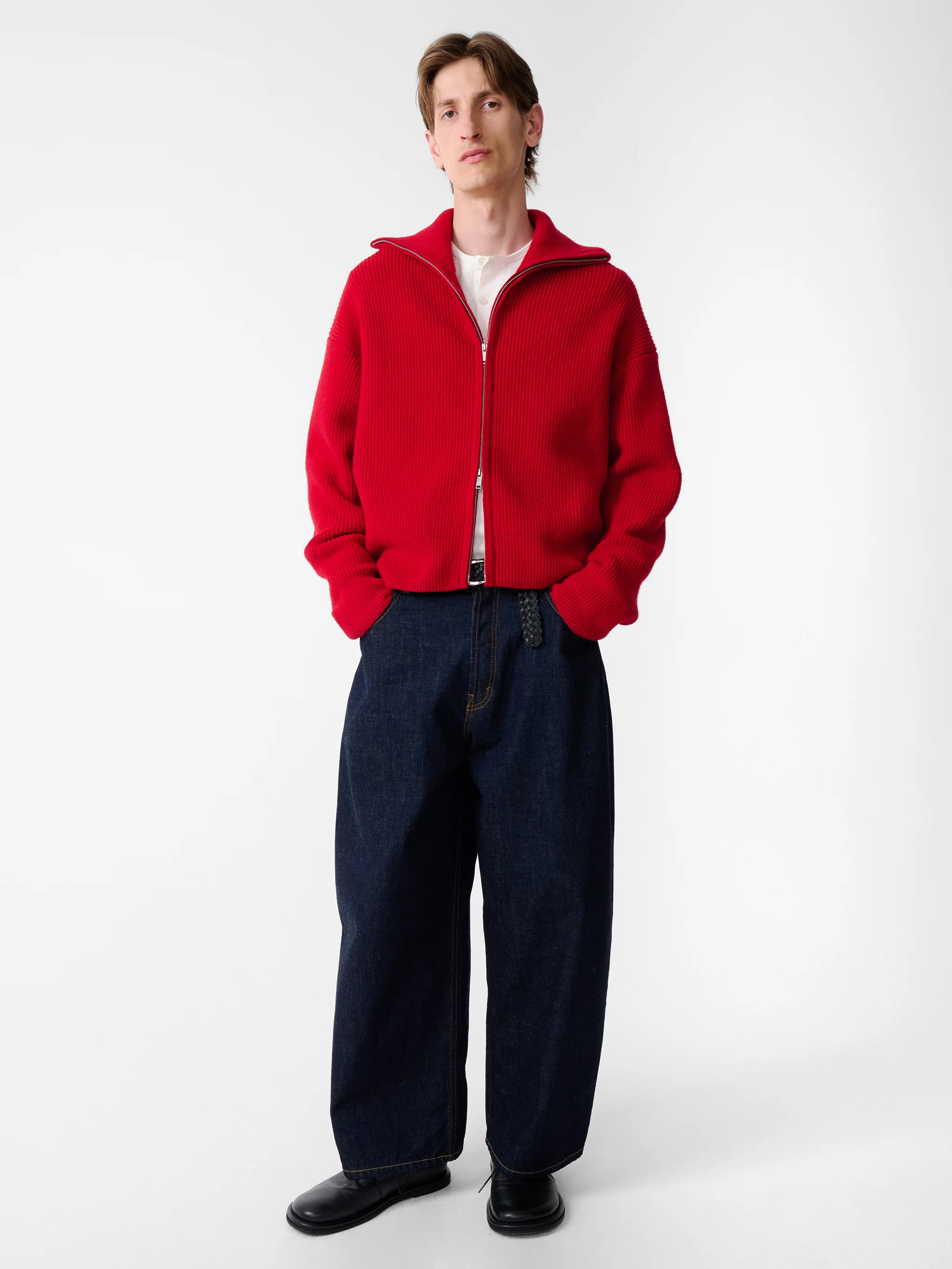 Sandos Knit in Crimson - Image 7