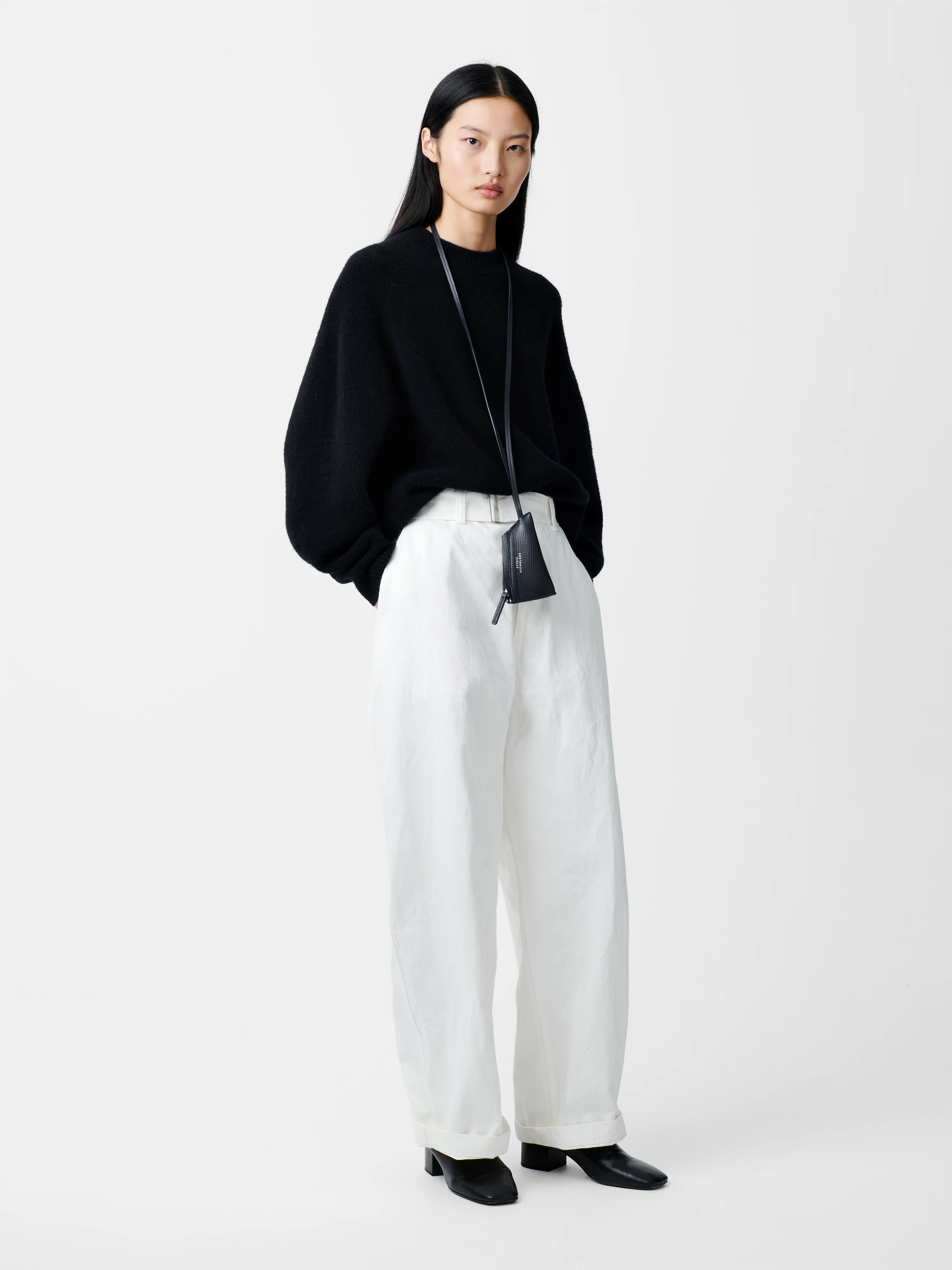Sirio Knit in Black - Image 4