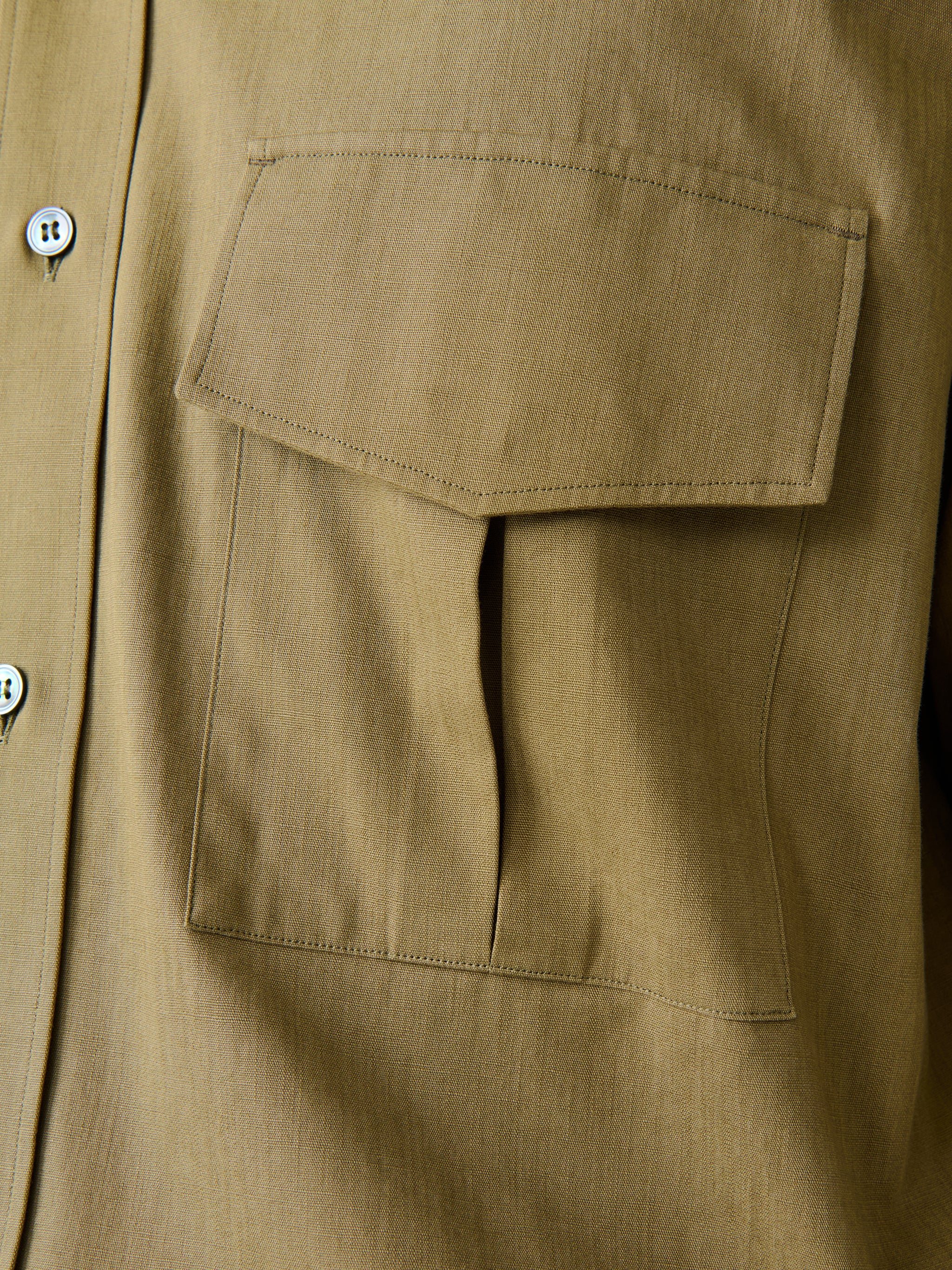 Solst Shirt in Military Green - Image 5