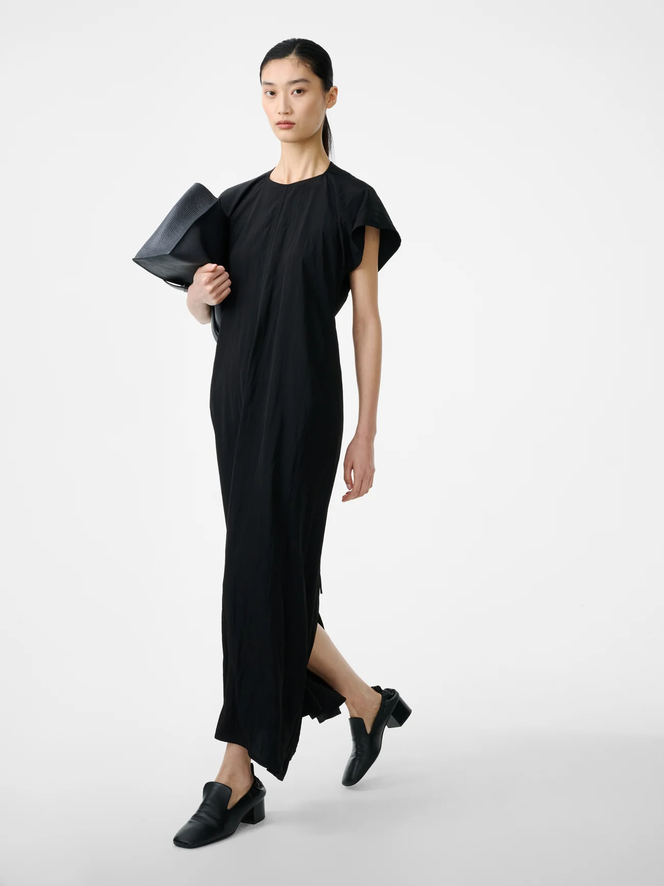 Surat Dress in Black - Image 2