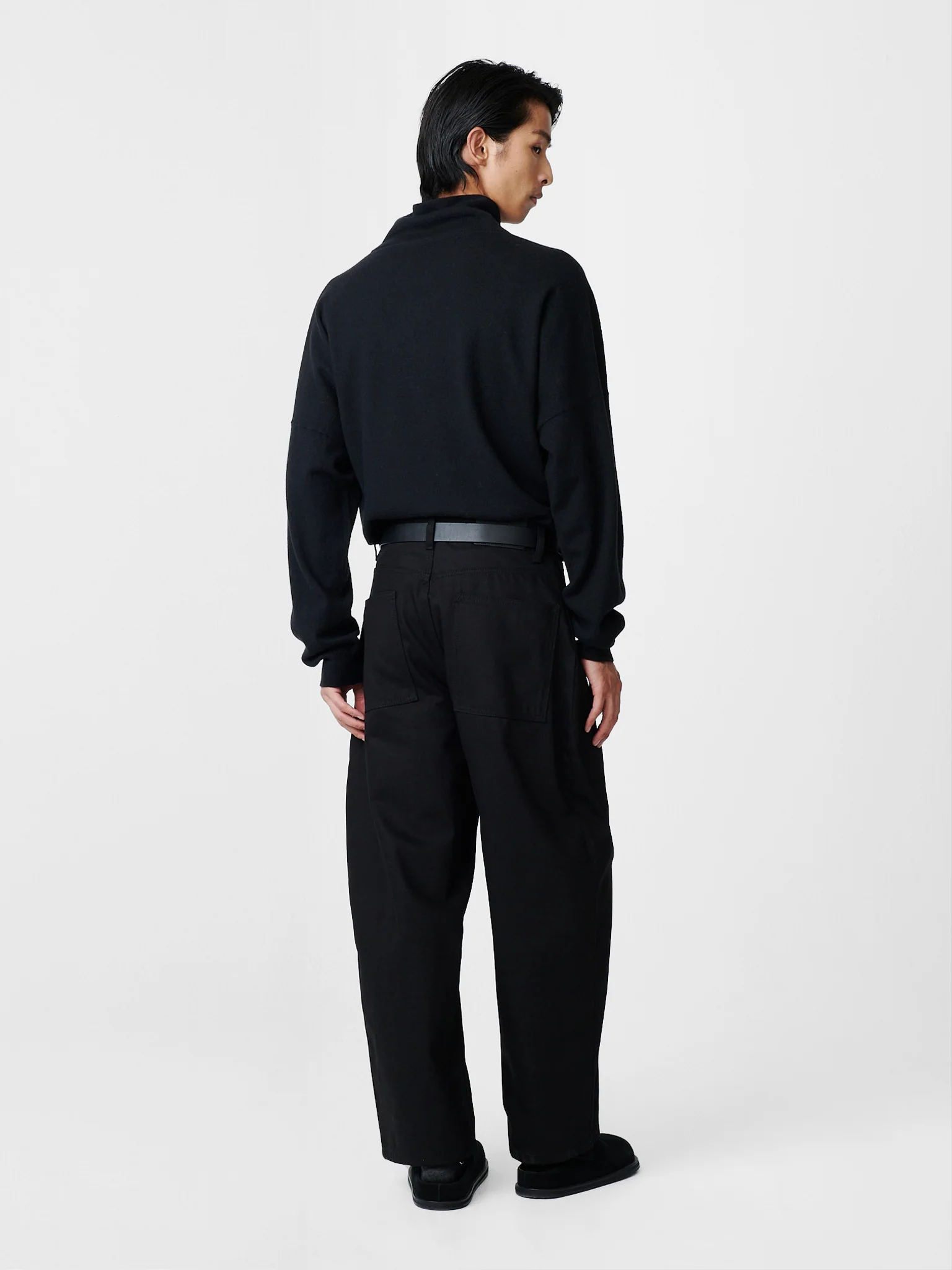 Tensa Knit in Darkest Navy - Image 5