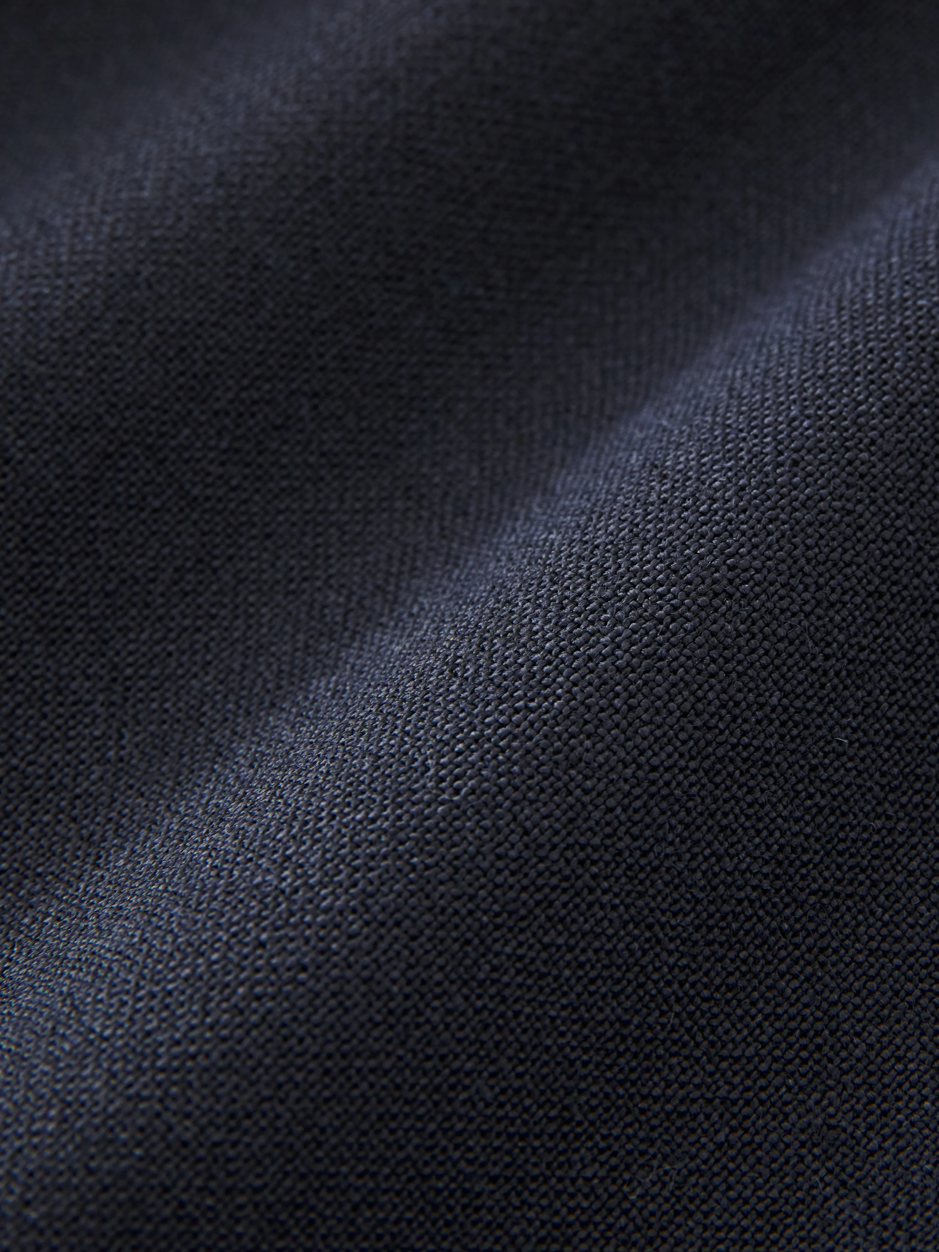 Trouvi Pant in Darkest Navy - Image 7