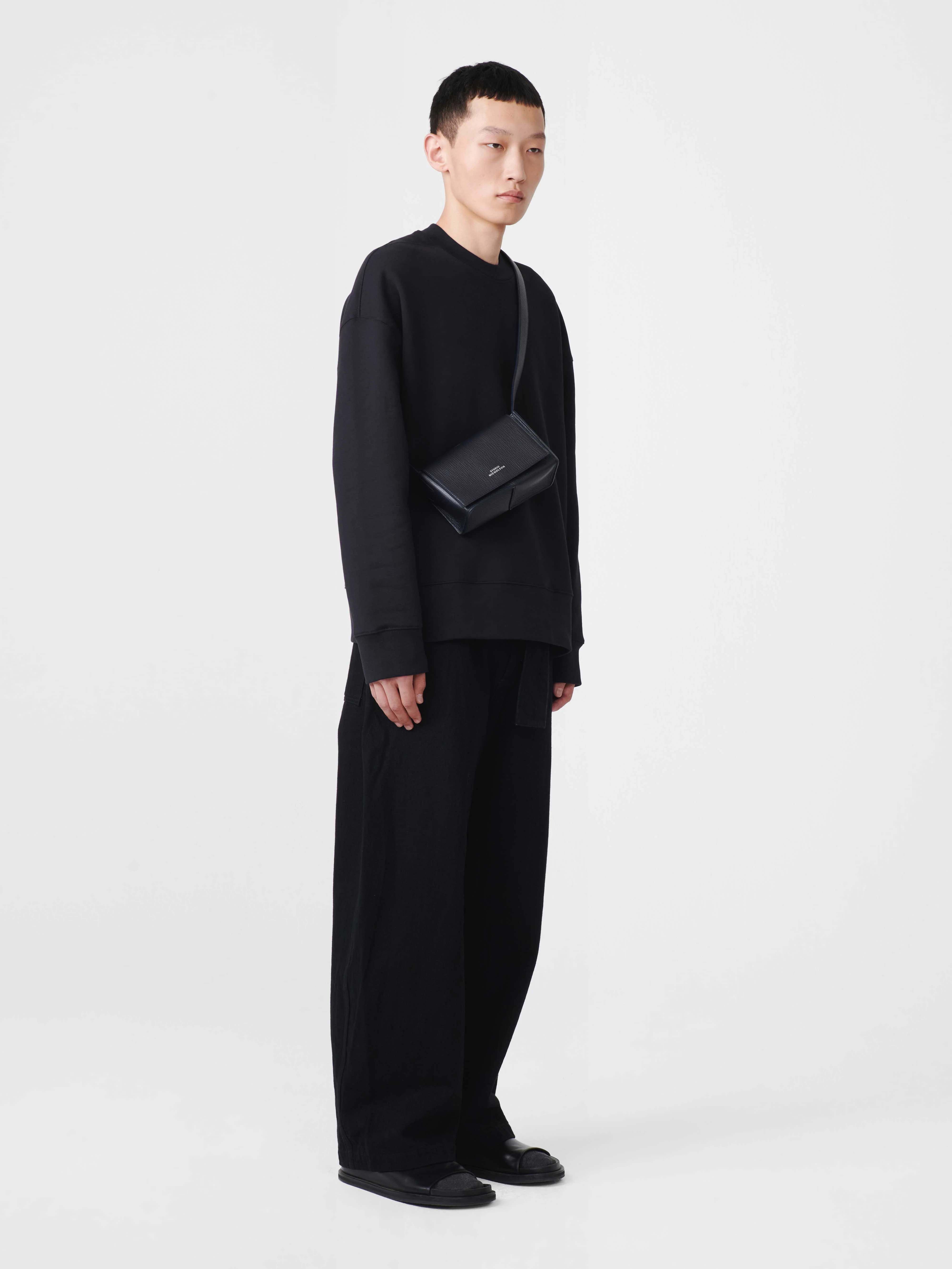Trowse Jersey in Darkest Navy - Image 4