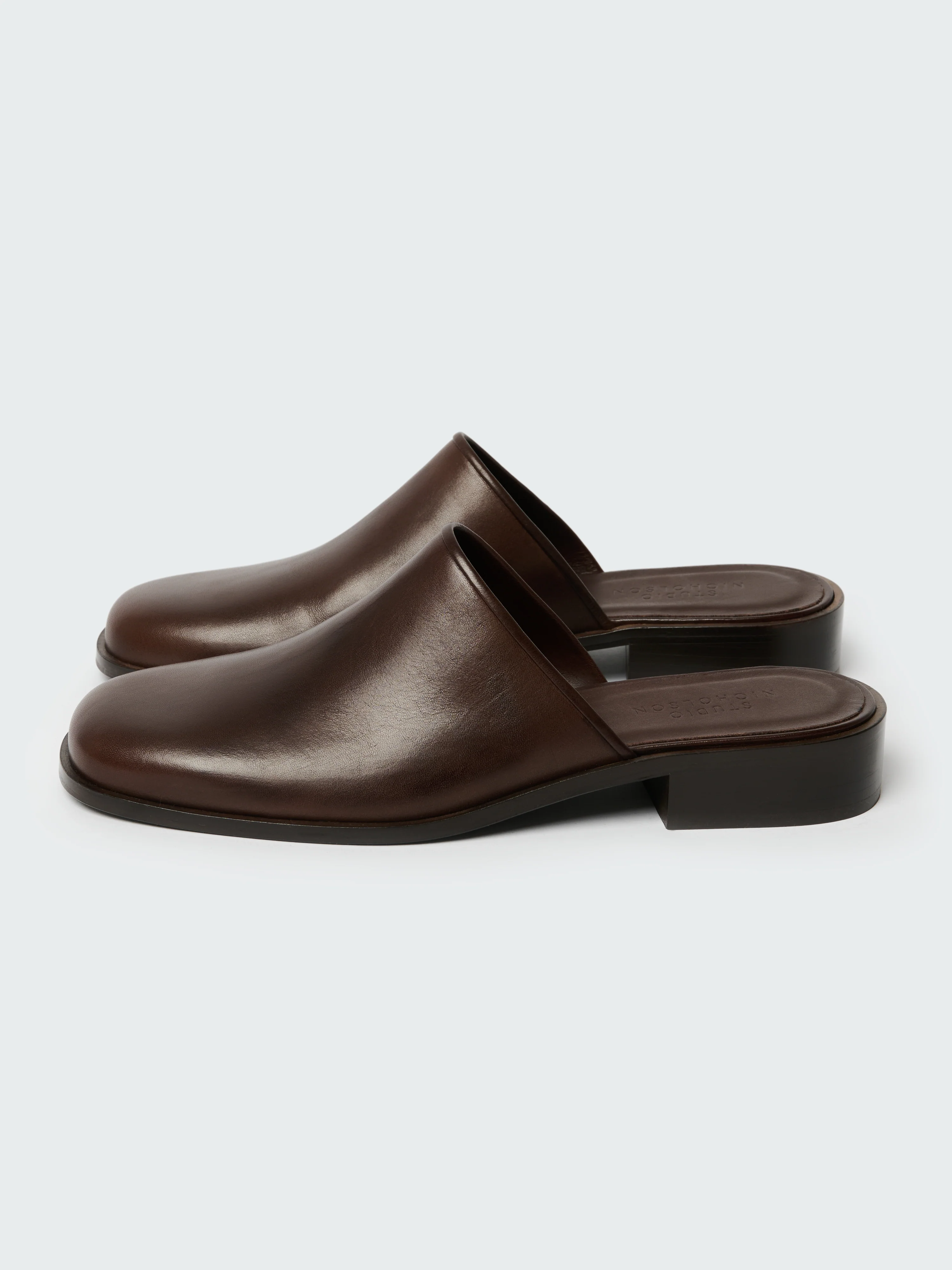 Women's Barlow Shoe in Cocoa - Image 3