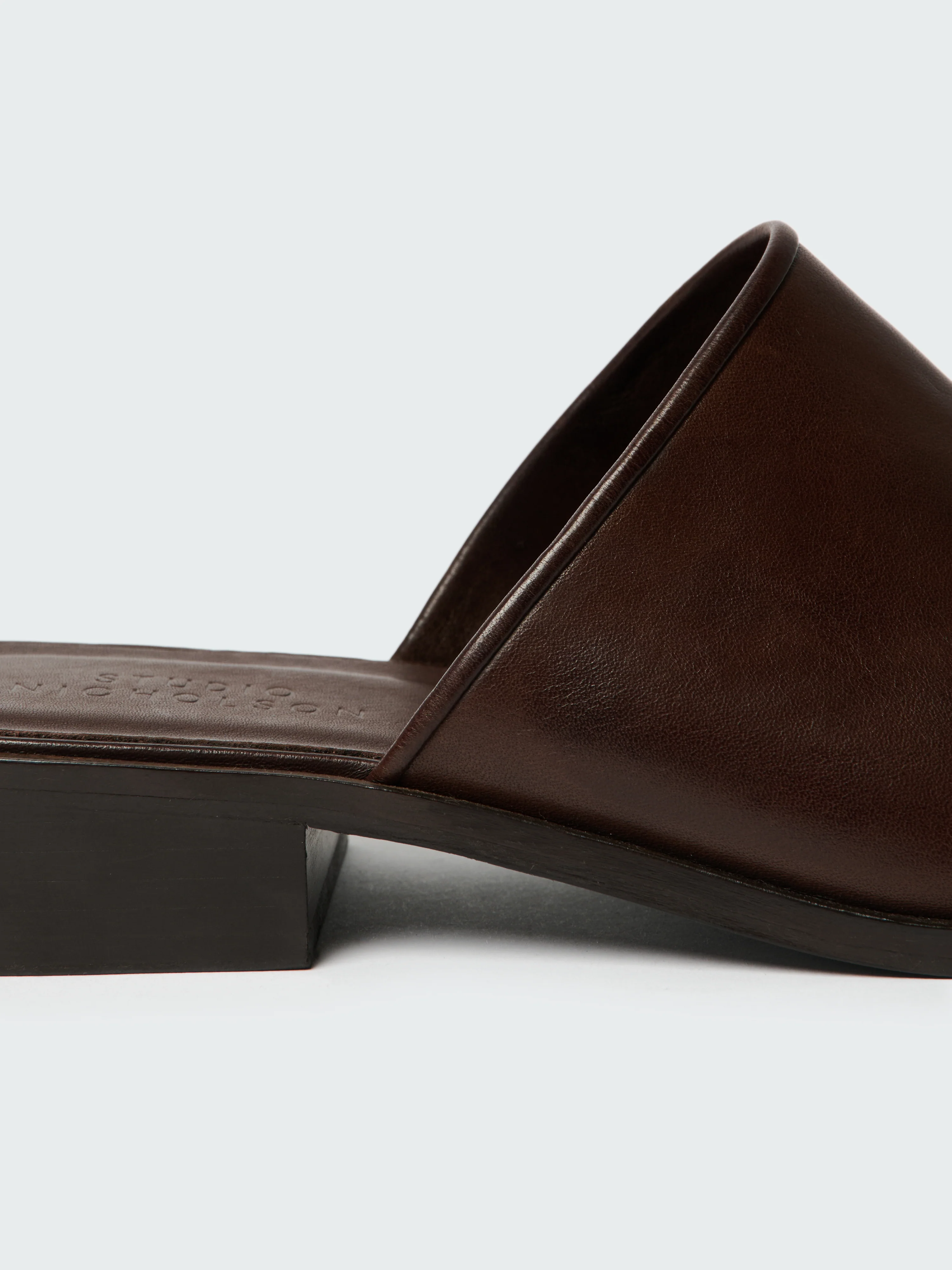 Women's Barlow Shoe in Cocoa - Image 7