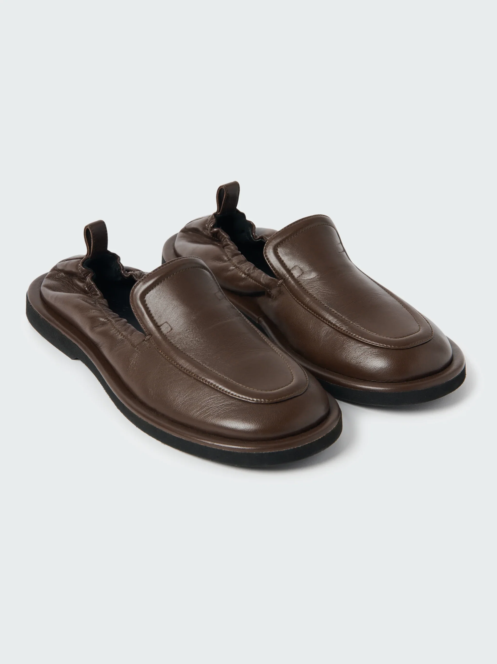 Women's Donovan Shoe in Chocolate - Image 4