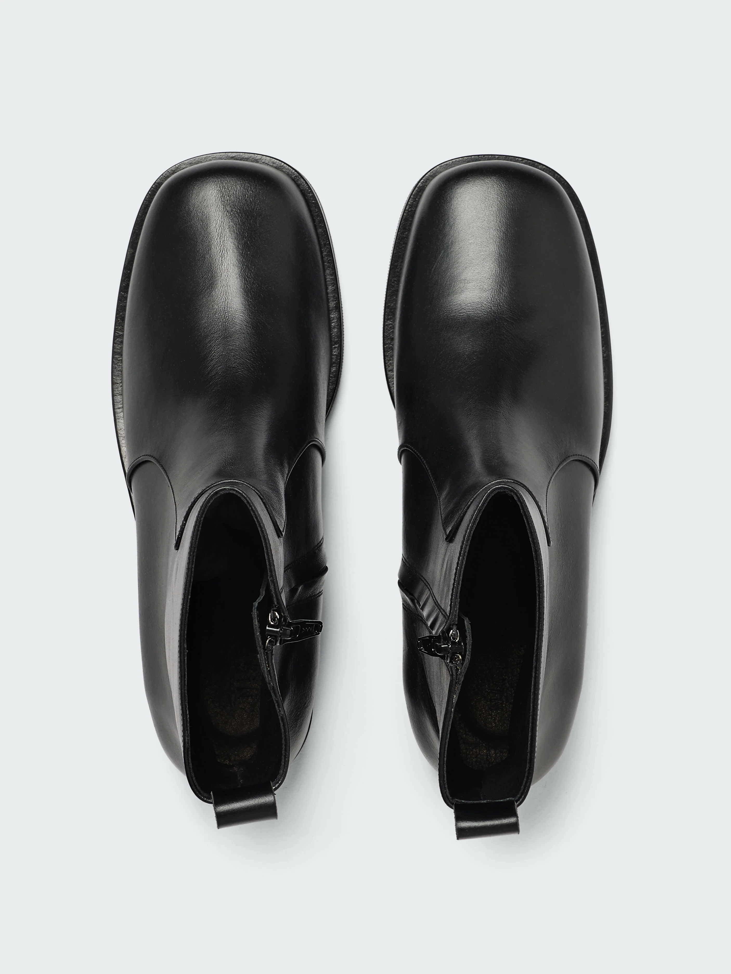 Women's Square Boot in Black - Image 4