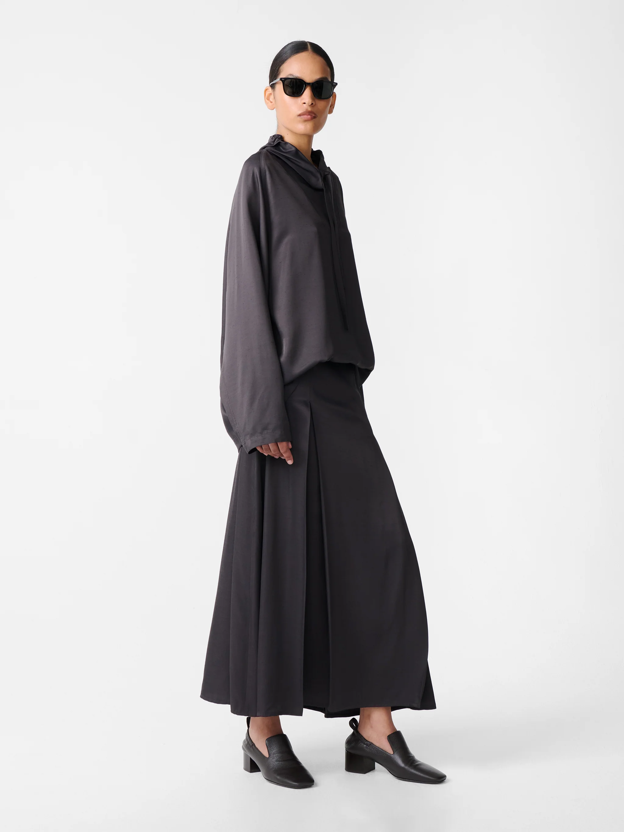 Youri Skirt in Slate - Image 4